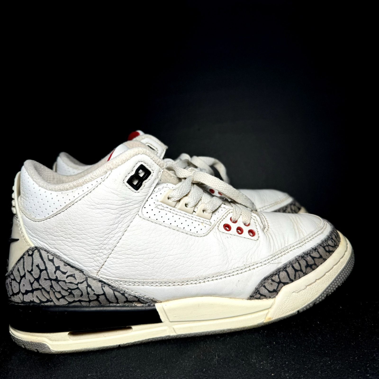 Jordan Brand × Nike Size 6.5 Nike Air Jordan 3 Retro GS White Cement Reimagined Size US 6.5 / EU 39-40 - 1 Thumbnail