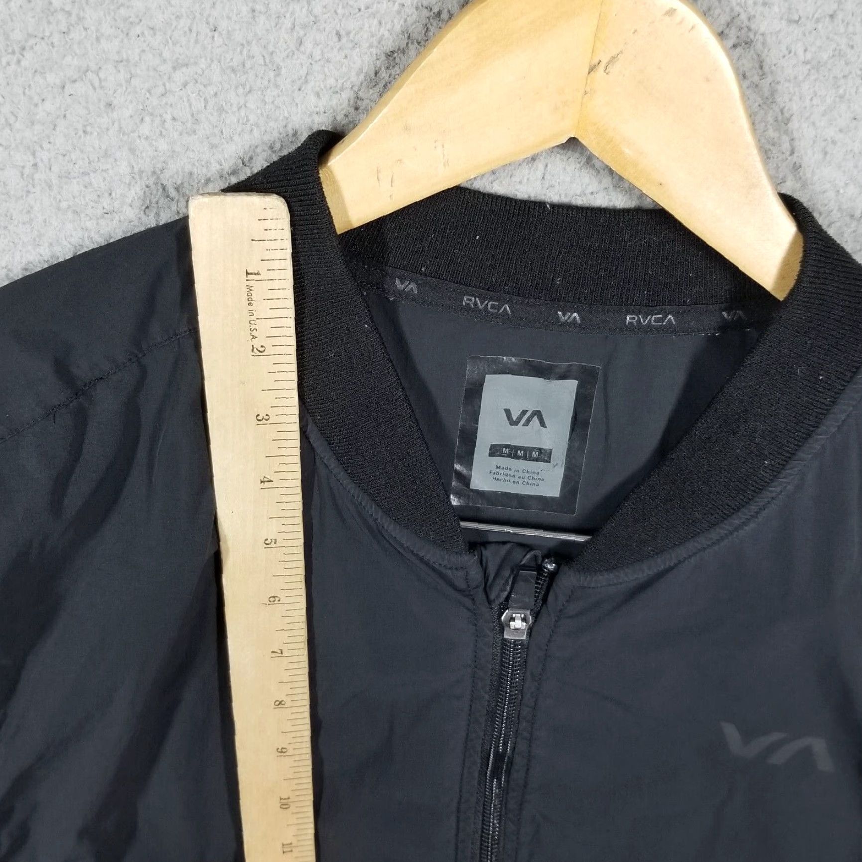 RVCA RVCA Men's SPORT BOMBER Jacket Medium Black Resin Skater Surf Surfing Size US M / EU 48-50 / 2 - 3 Thumbnail