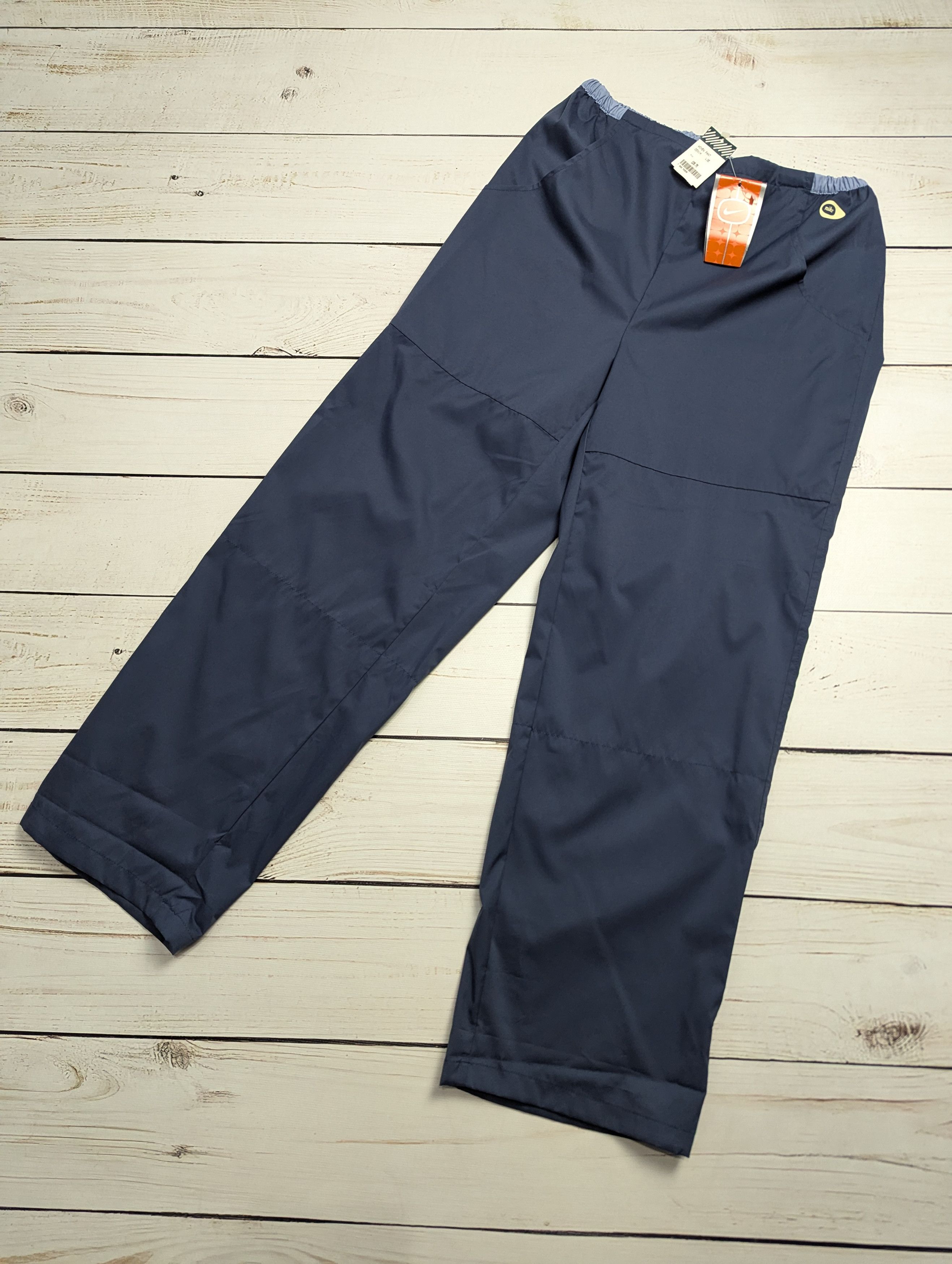 Nike Vintage Nike Sweatpants Pants Baggy Track Parachute y2k Size 32" / US 10 / IT 46 - 1 Thumbnail