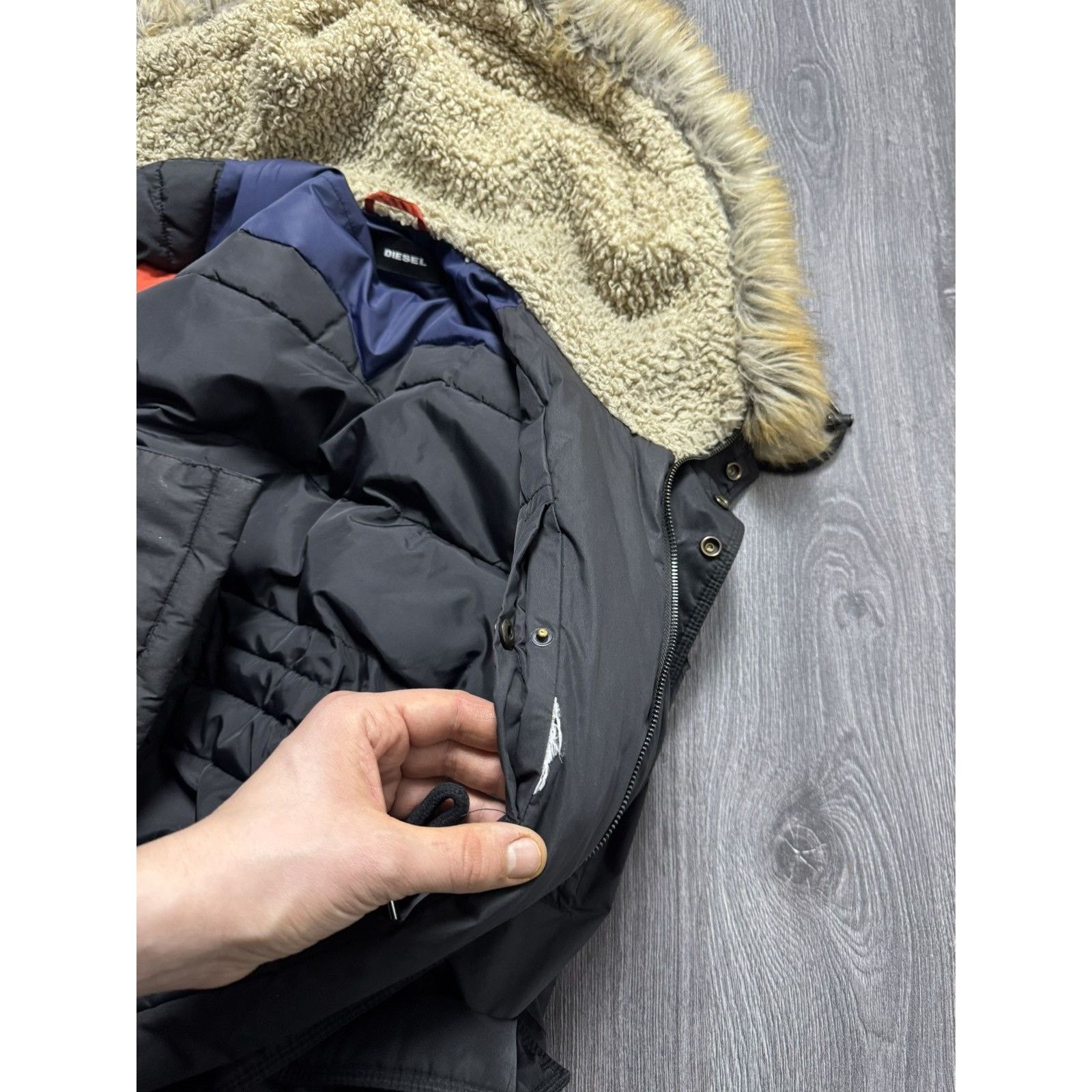 Diesel × Vintage Diesel Zip Fur Hoodie Parka Ifsixwasnine Lgb Style Size US L / EU 52-54 / 3 - 13 Thumbnail