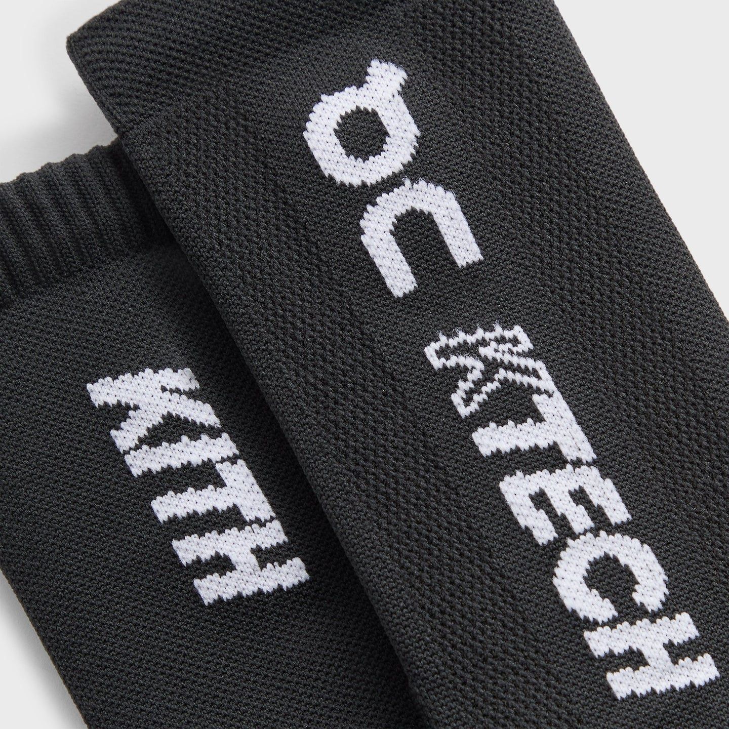 Kith × On (size medium) Kith for On Core 3-Pack Run High Socks Size ONE SIZE - 4 Thumbnail