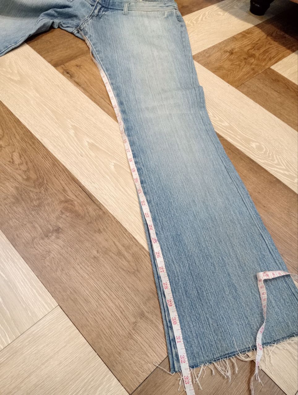 The Difference JAPANESE RUPERT THE DIFFERENCE FLARED BLUE JEANS Size US 34 / EU 50 - 12 Thumbnail