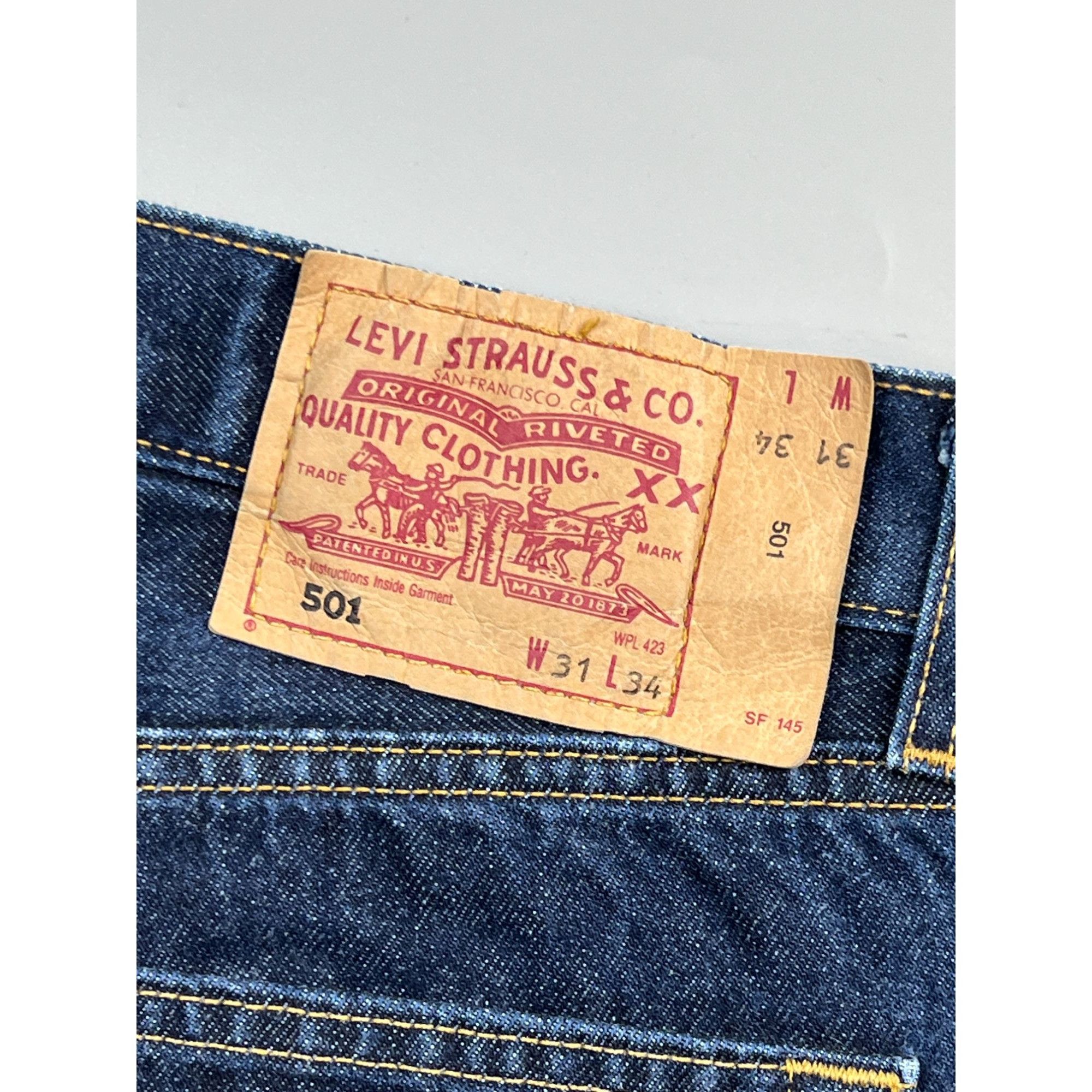 Levi's Levi’s 501 Dark Blue Denim Jeans Pants (Y0925) Size US 31 - 11 Thumbnail