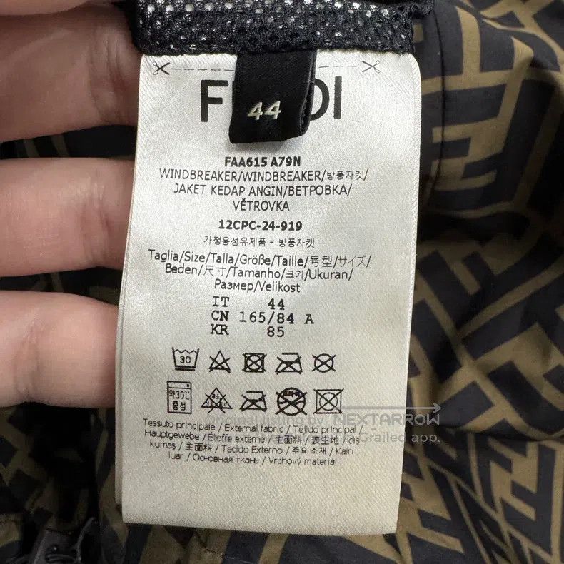 Fendi Fendi Double F full print reversible windbreaker Size US S / EU 44-46 / 1 - 4 Thumbnail