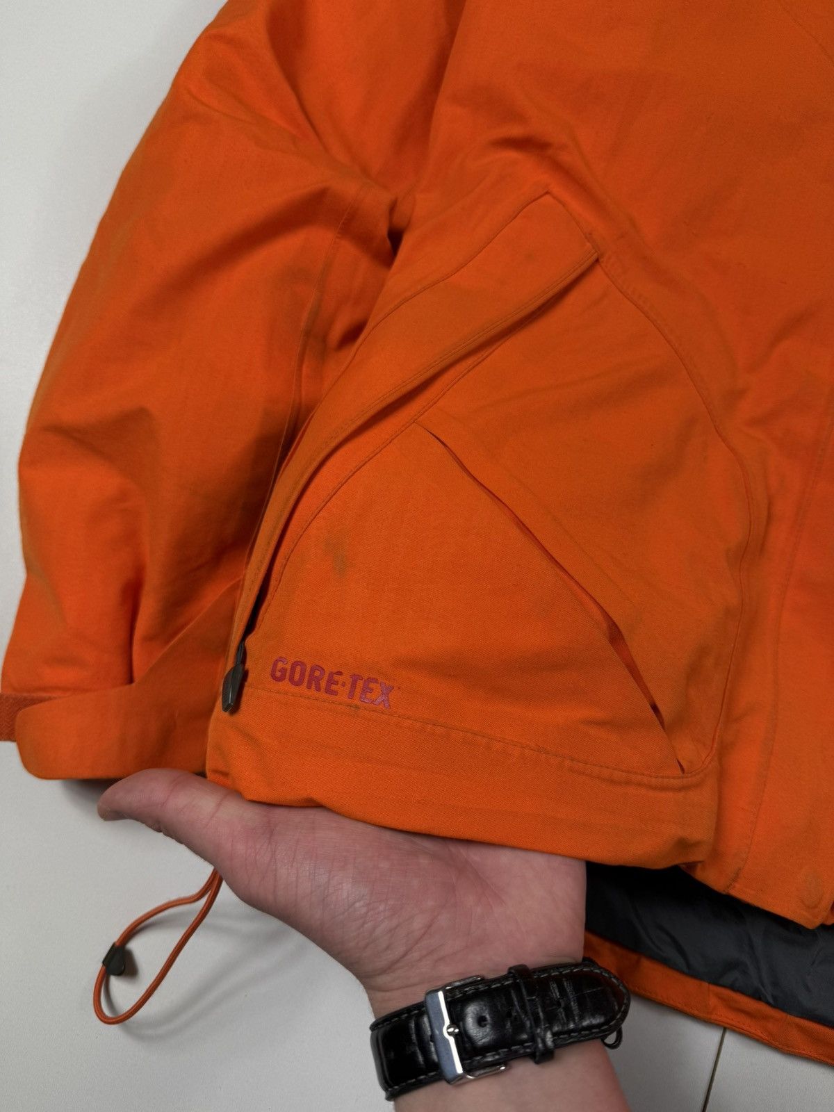 Nike ACG Nike ACG Gore-Tex Hooded Jacket Orange Vintage Size US S / EU 44-46 / 1 - 6 Thumbnail