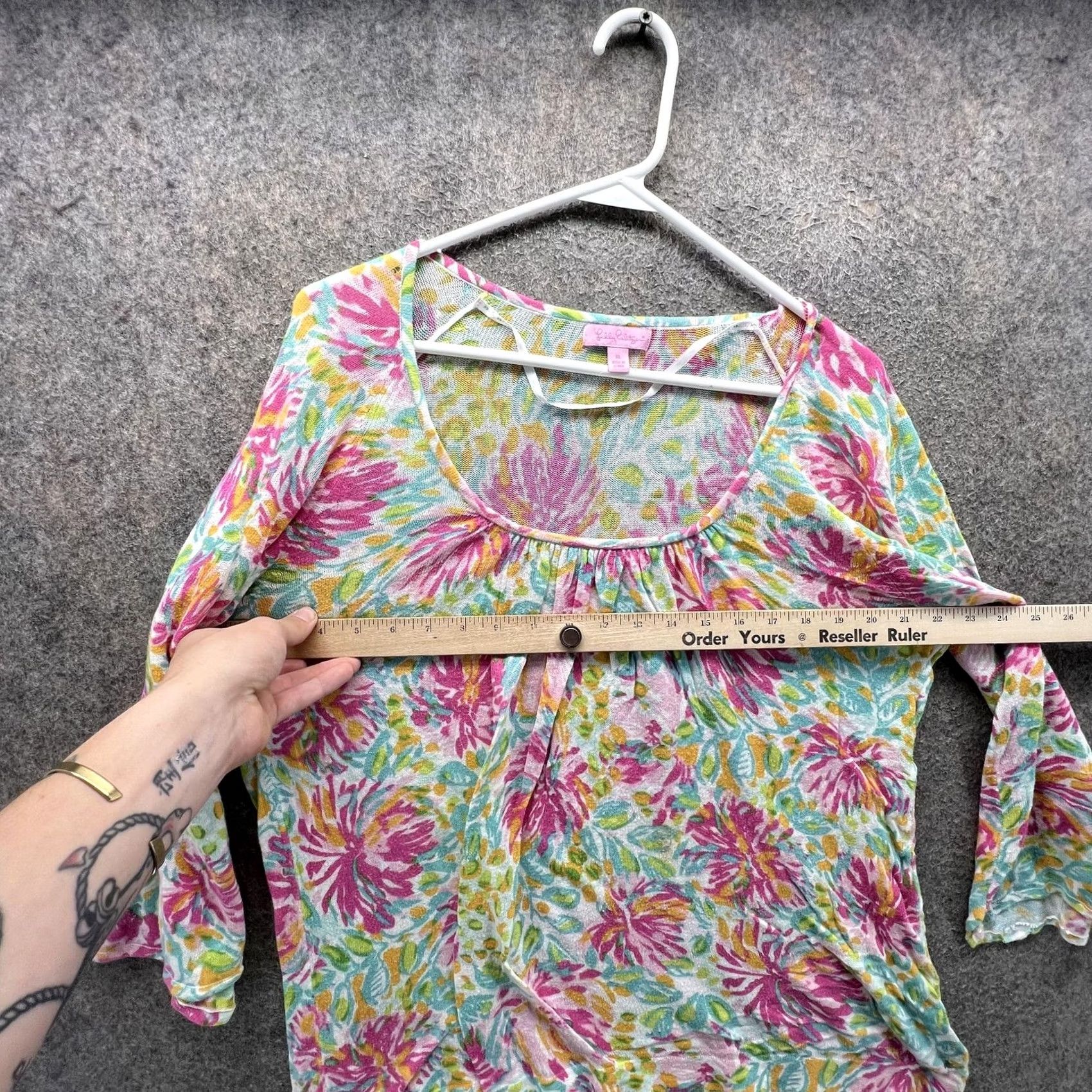 Lilly Pulitzer Lilly Pulitzer Blouse Womens XL Tunic 3/4 Sleeve Floral Scoop Neck Top Pink Multicolor Knit Lightweight Size XL / US 12-14 / IT 48-50 - 3 Thumbnail