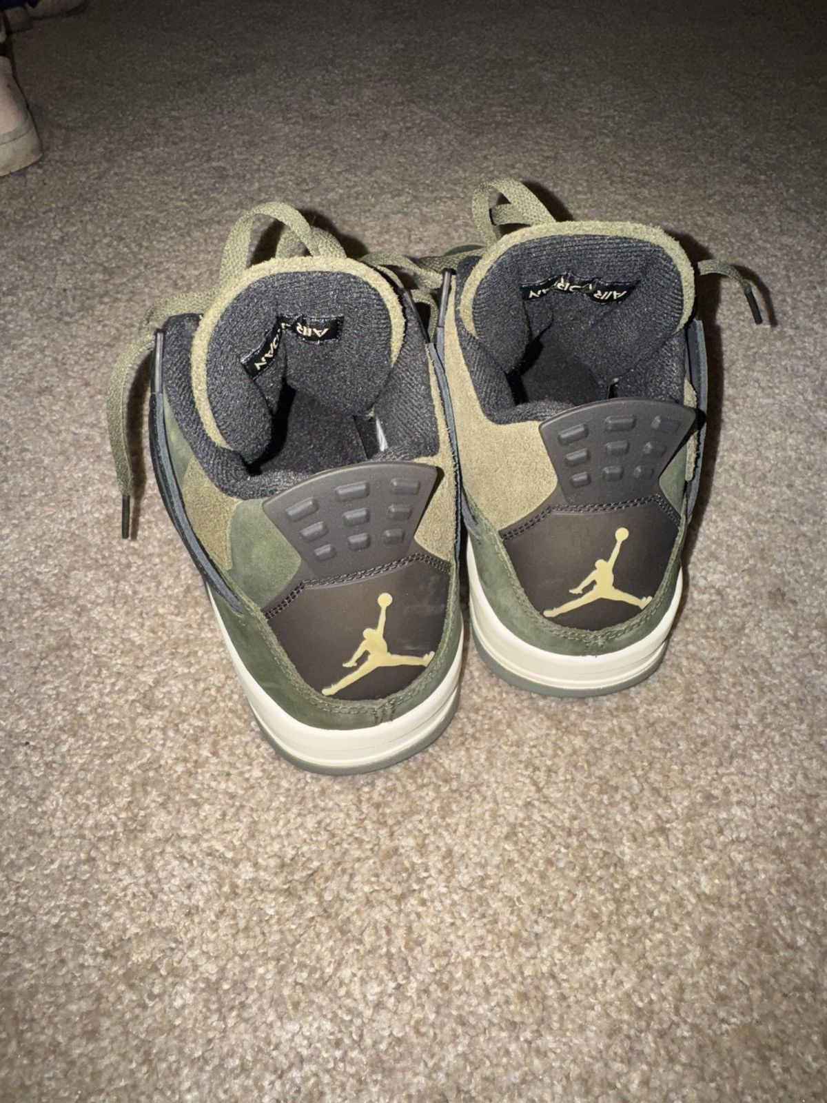 Jordan Brand Jordan Olive Retro 1s Size US 10 / EU 43 - 4 Thumbnail