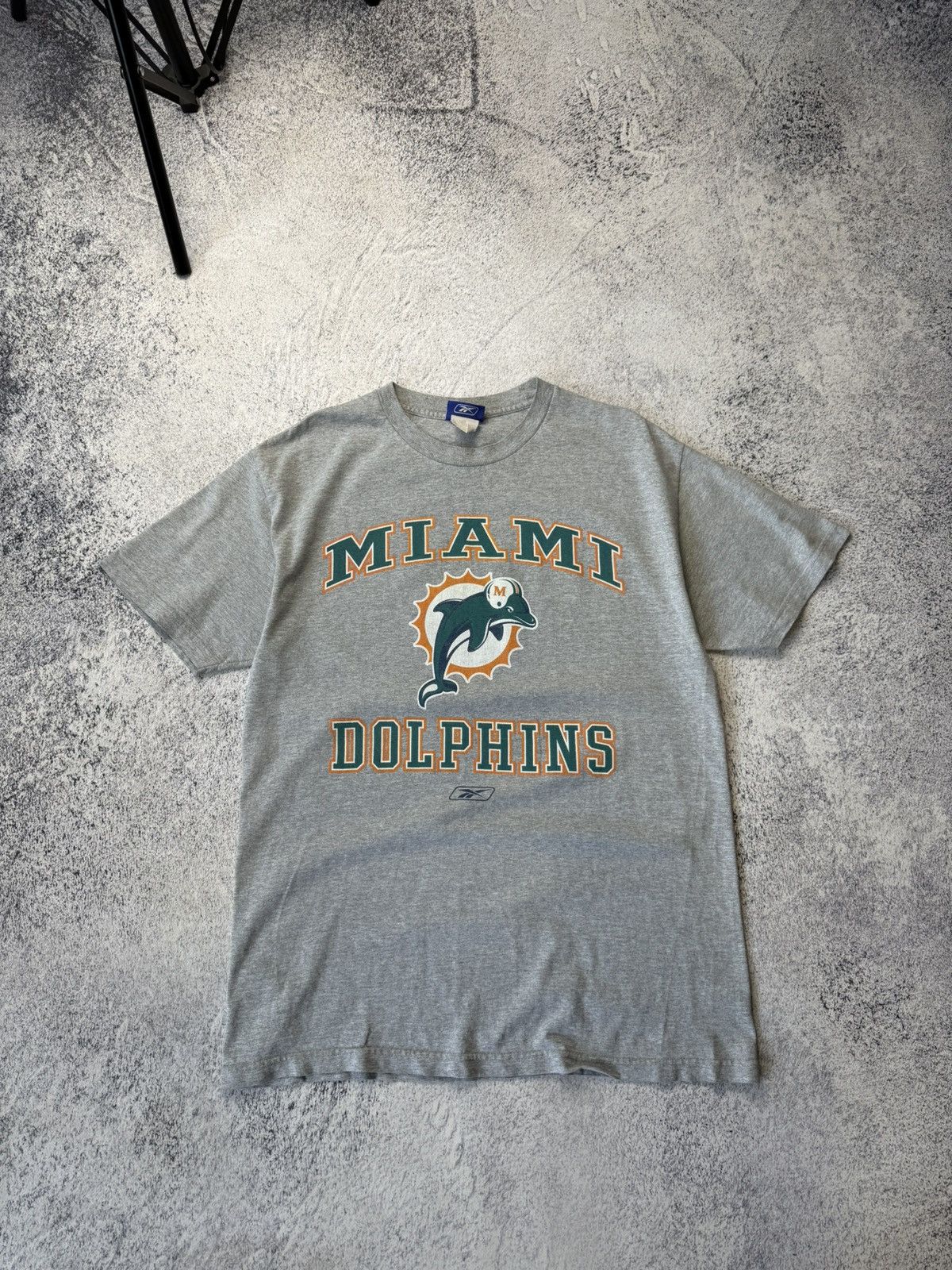 NFL Vintage 90s Starter Miami Dolphins Large Made In USA TShirt Size US L / EU 52-54 / 3 - 1 Thumbnail