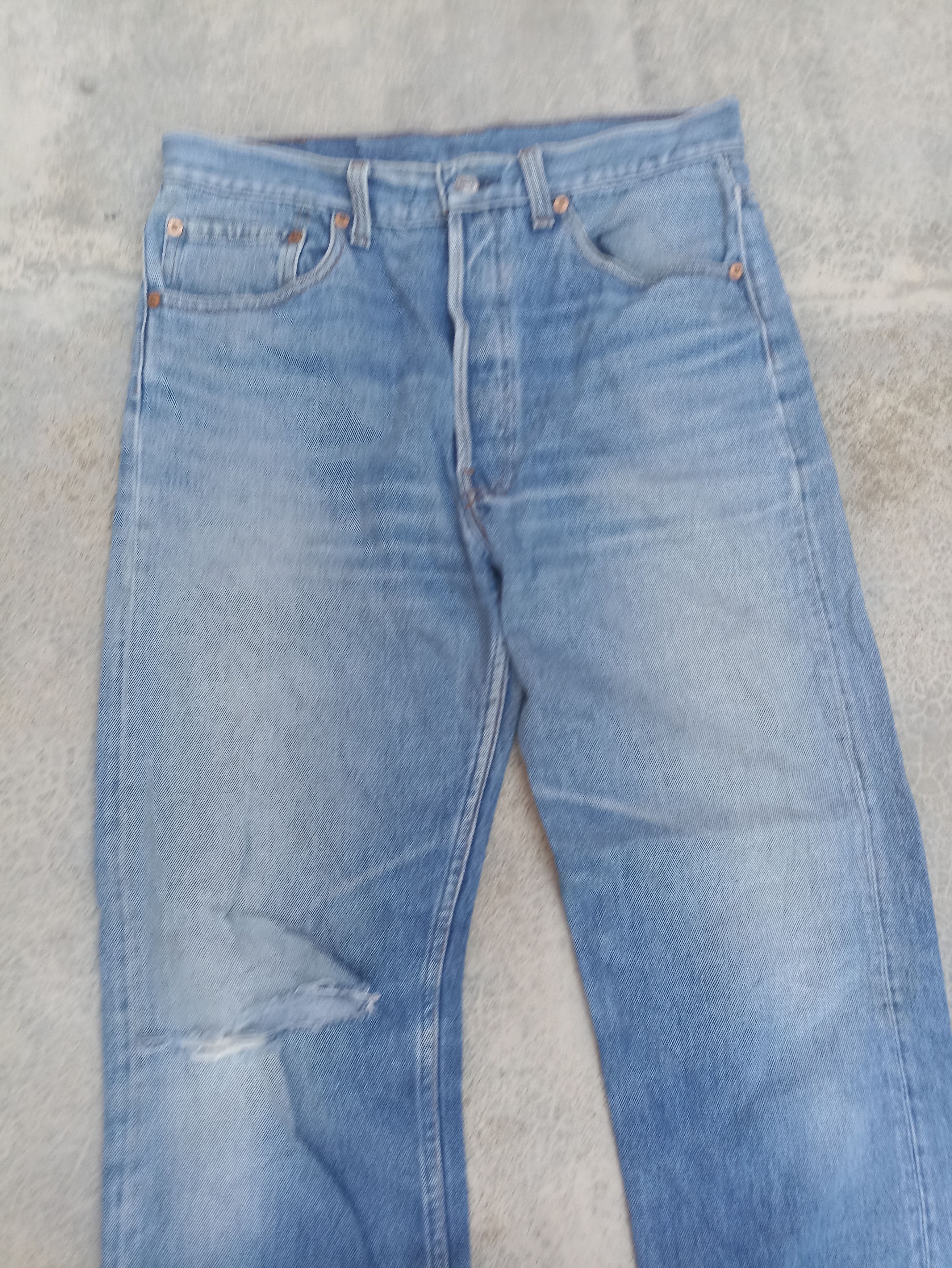 Levi's 🔥 Vtg 90s Vintage Levis 501 jeans Usa faded distressed Size US 30 / EU 46 - 2 Thumbnail