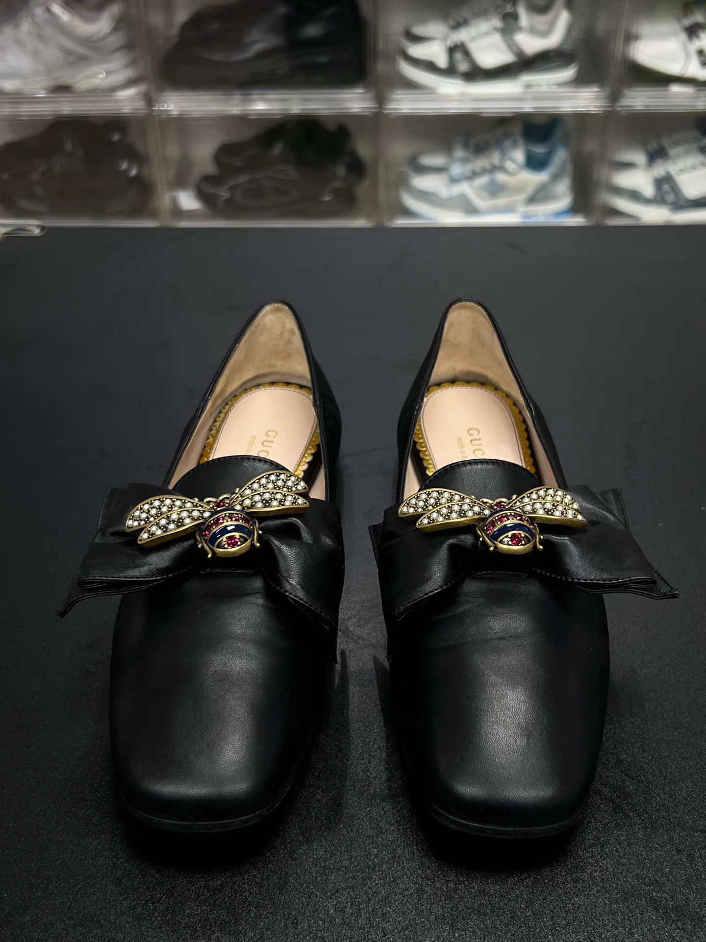 Gucci GUCCI Ace Black Bee Embroidered Flat Shoes K15 Size US 7 / IT 37 - 2 Thumbnail