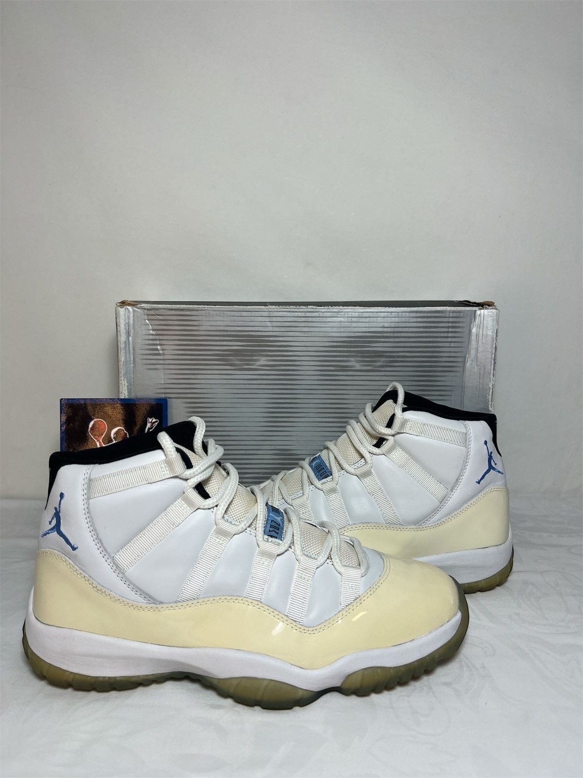 Jordan Brand Air Jordan 11 Retro Columbia Size US 10.5 / EU 43-44 - 2 Thumbnail