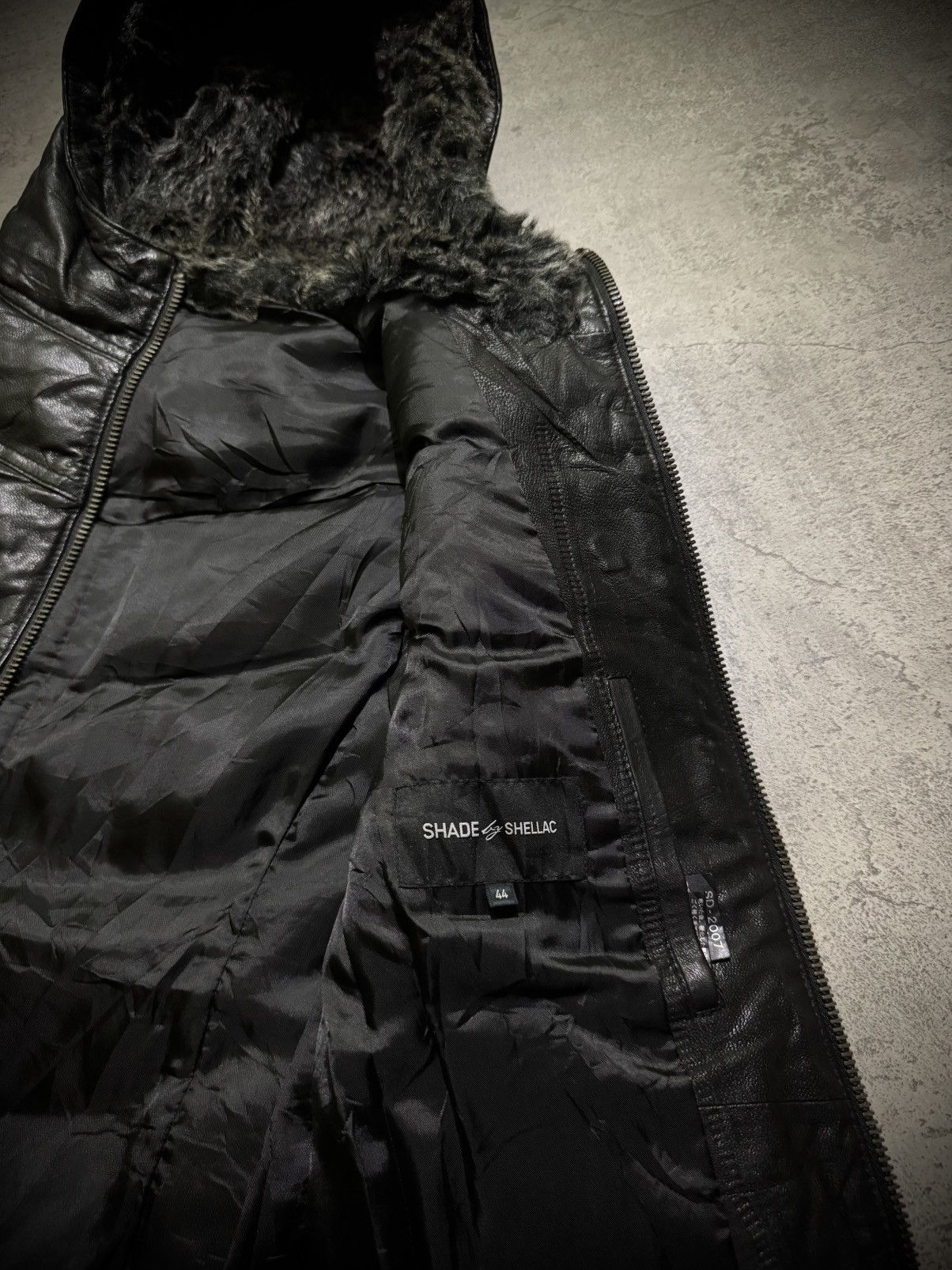 Shellac SHADE SHELLAC GOAT LEATHER IFSIXWASNINE LGB FUR BLACK VEST Size US M / EU 48-50 / 2 - 8 Thumbnail