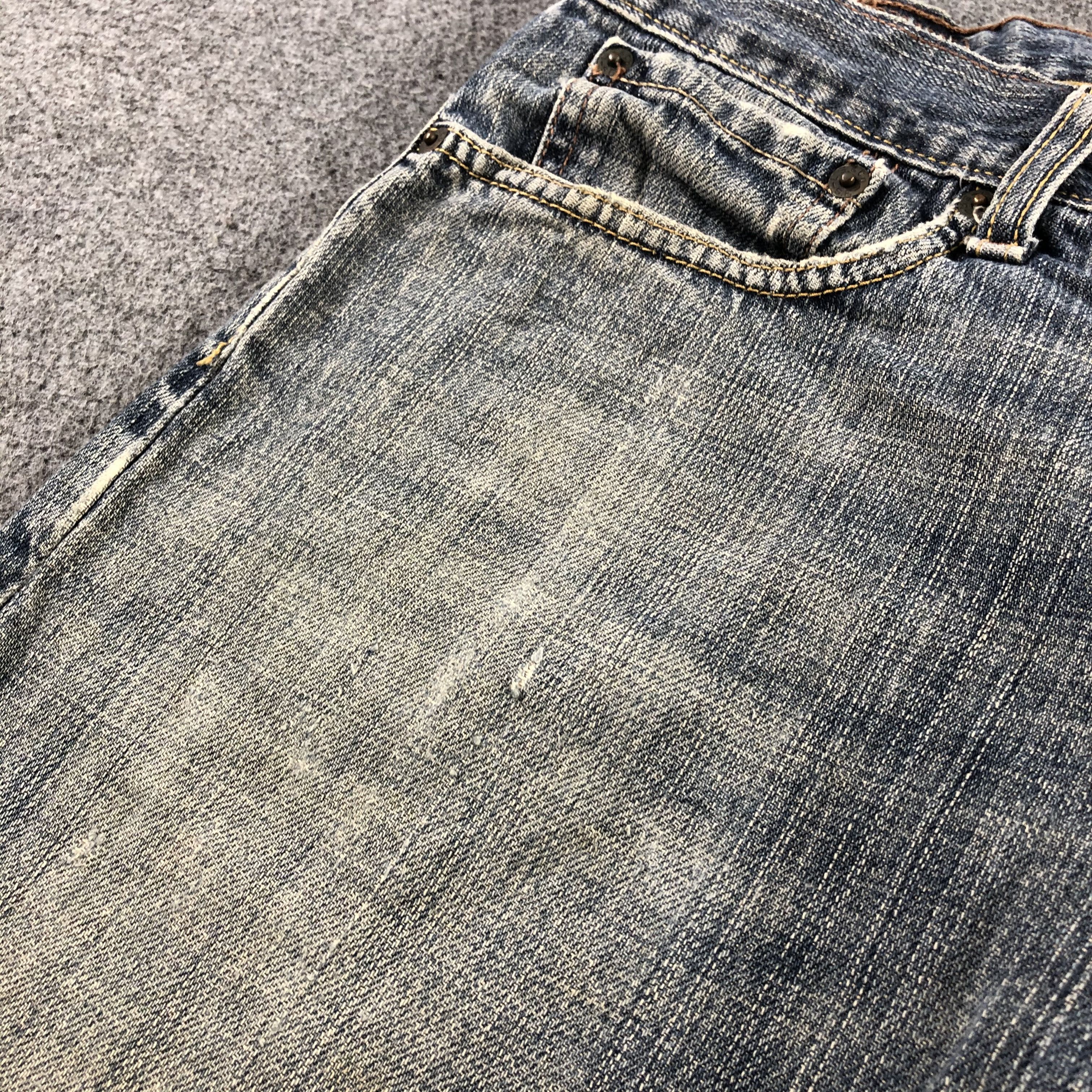 Levi's Vintage Faded Black Levis 514 Jeans-J2325 Size US 32 / EU 48 - 14 Thumbnail