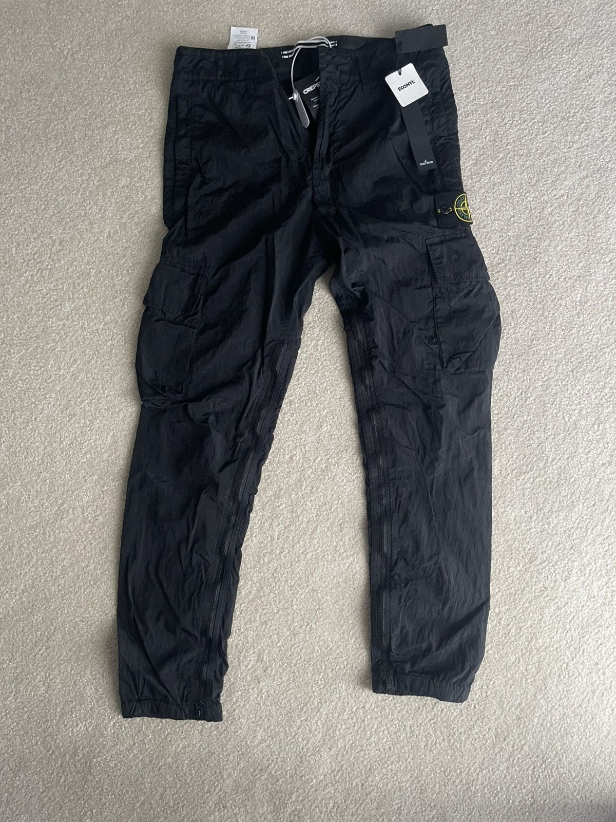 Stone Island Stone Island Econyl Nylon Cargo Pants Size M Size US 31 - 1 Thumbnail