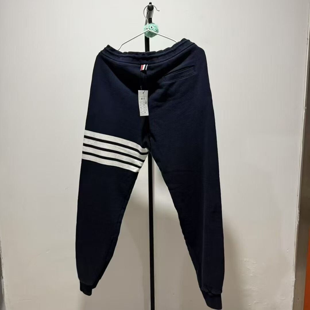 Thom Browne thom browne navy knit stripe joggers Size US 30 / EU 46 - 2 Thumbnail