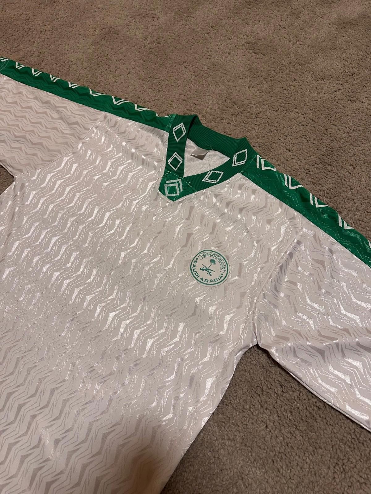 Other Saudi Arabia 1994 Football Shirt Soccer Jersey Sz XL Size US XL / EU 56 / 4 - 5 Thumbnail