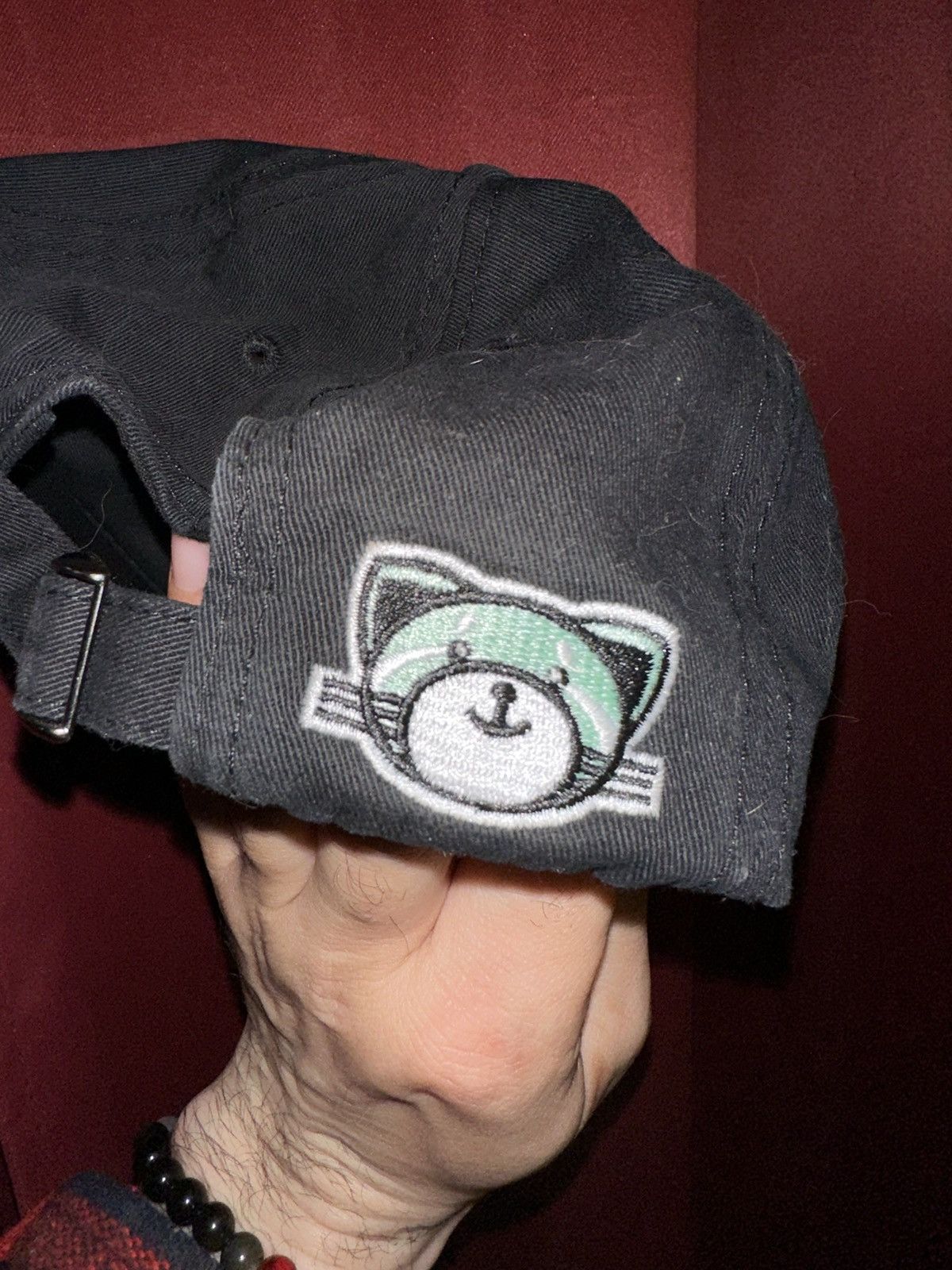 Rap Tees × The Weeknd The Weeknd Kissland Hat Y2K Tour Limited Release Grail Size ONE SIZE - 4 Thumbnail
