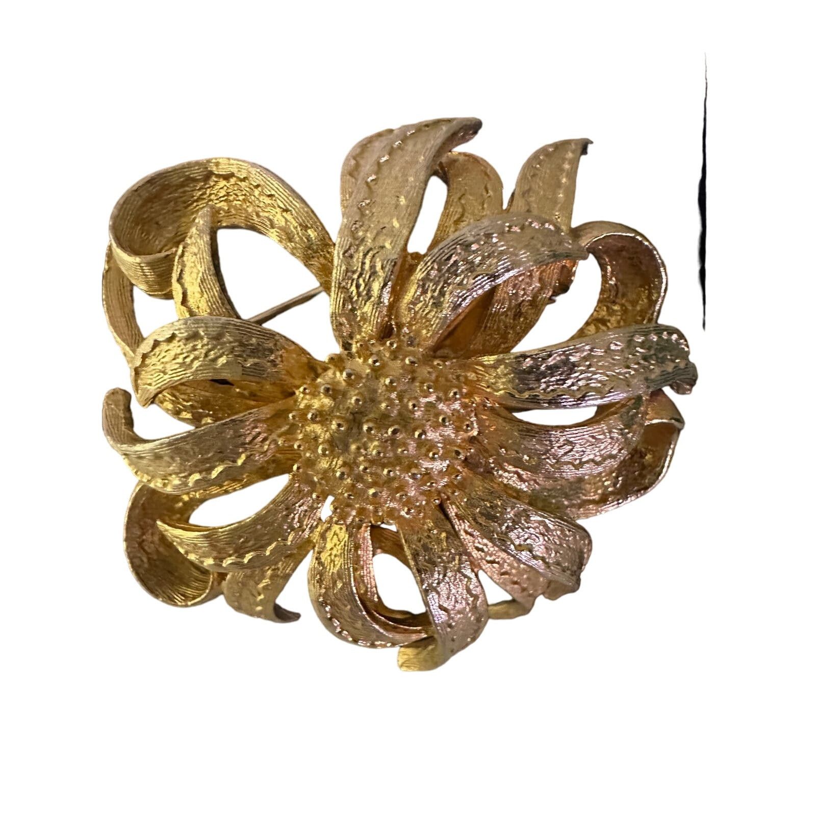 Vintage Gold Tone Flower Sunburst 2” Brooch Pin Atomic Vintage Size ONE SIZE - 12 Thumbnail