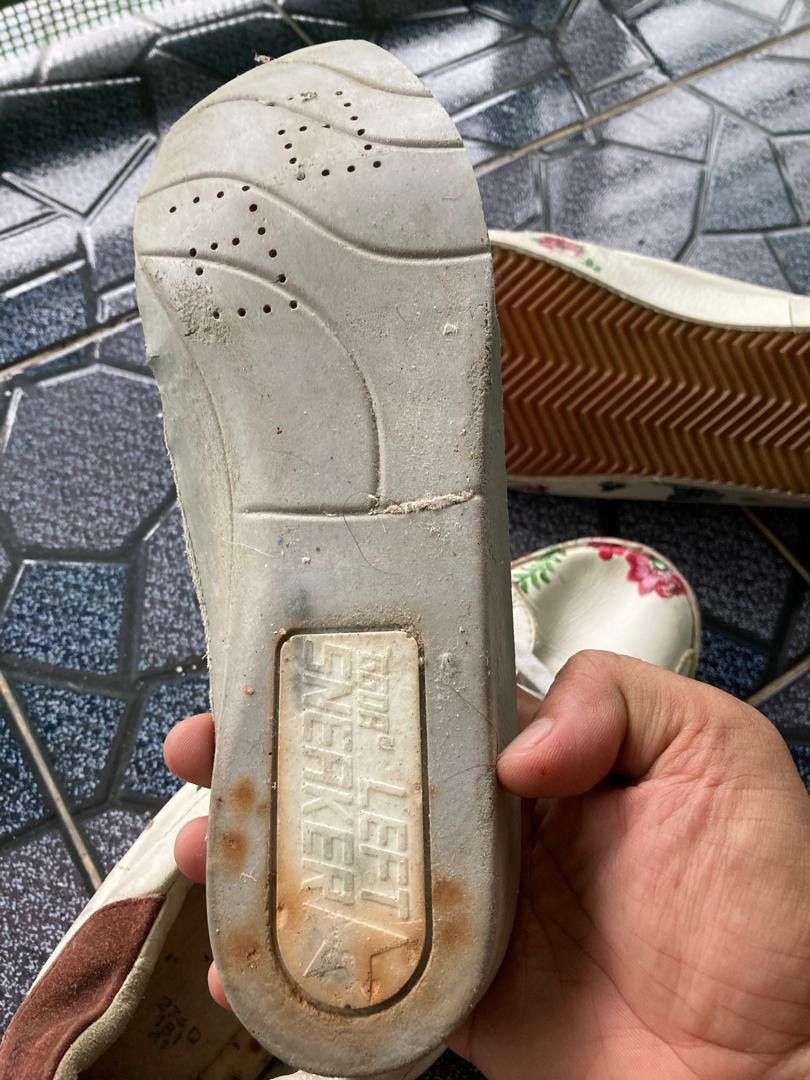 Golden Goose Rare Golden Goose superstar Flower sneaker Size US 8 / EU 41 - 11 Thumbnail