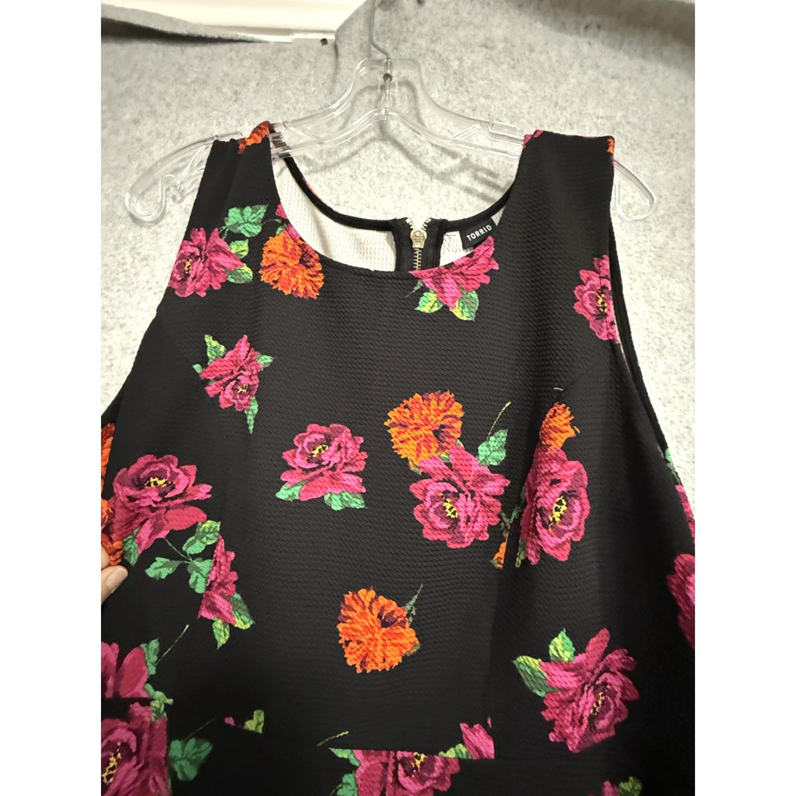 Torrid Torrid Dress Womens 3 Black Floral Fit Flare Sleeveless Scoop Neck Knee Length Size XS / US 0-2 / IT 36-38 - 2 Thumbnail