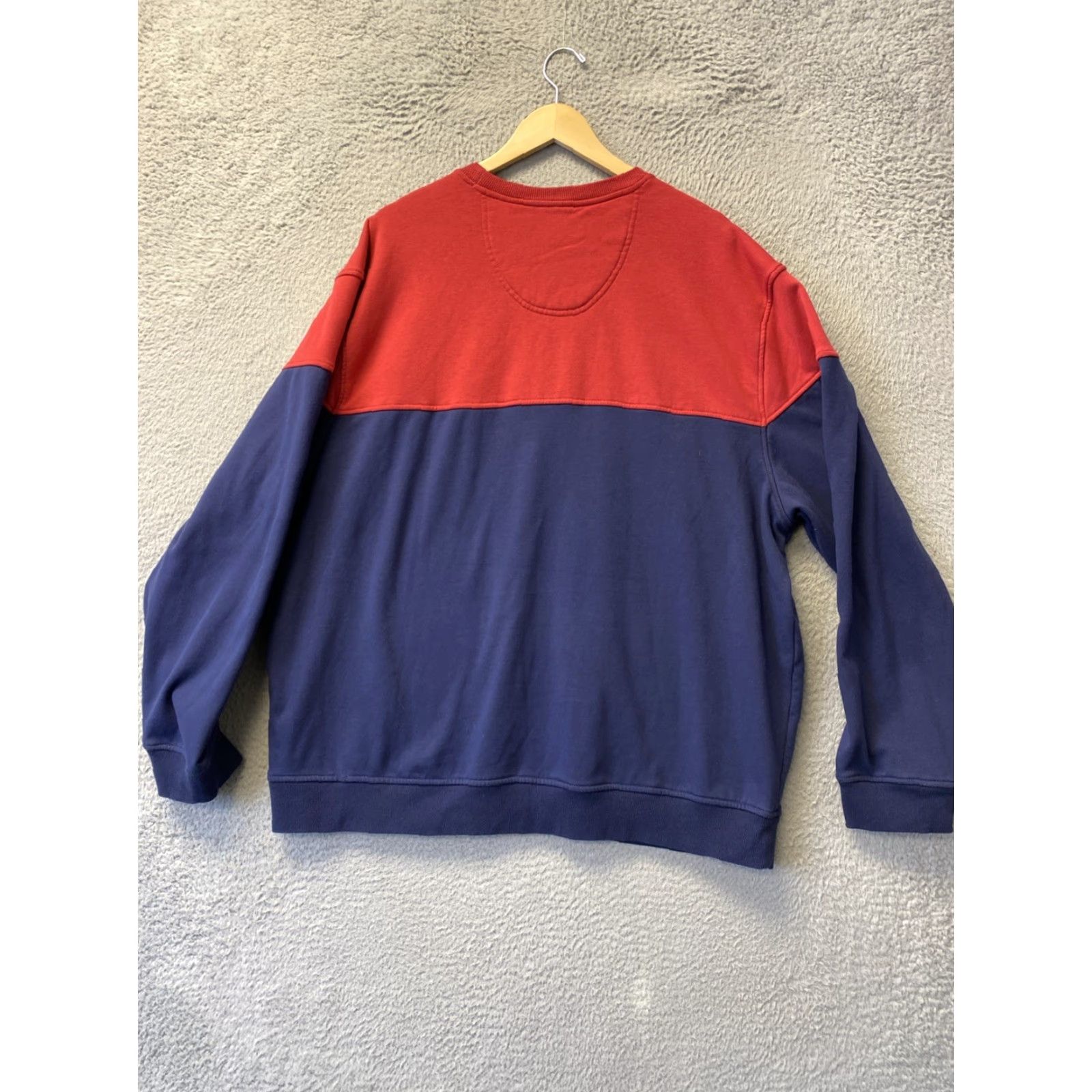 Izod IZOD Sweatshirt Mens XXL Colorblock Red Blue Crew Neck Fleece Pullover /0648 Size US XXL / EU 58 / 5 - 6 Thumbnail