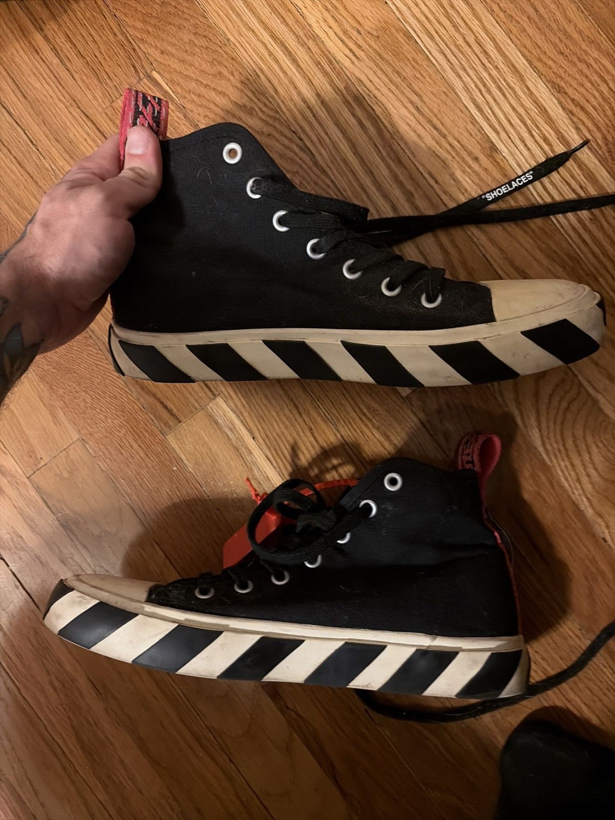 Off-White Off White EU43 Vulcanized Hi Top Sneakers Size US 10 / EU 43 - 6 Thumbnail