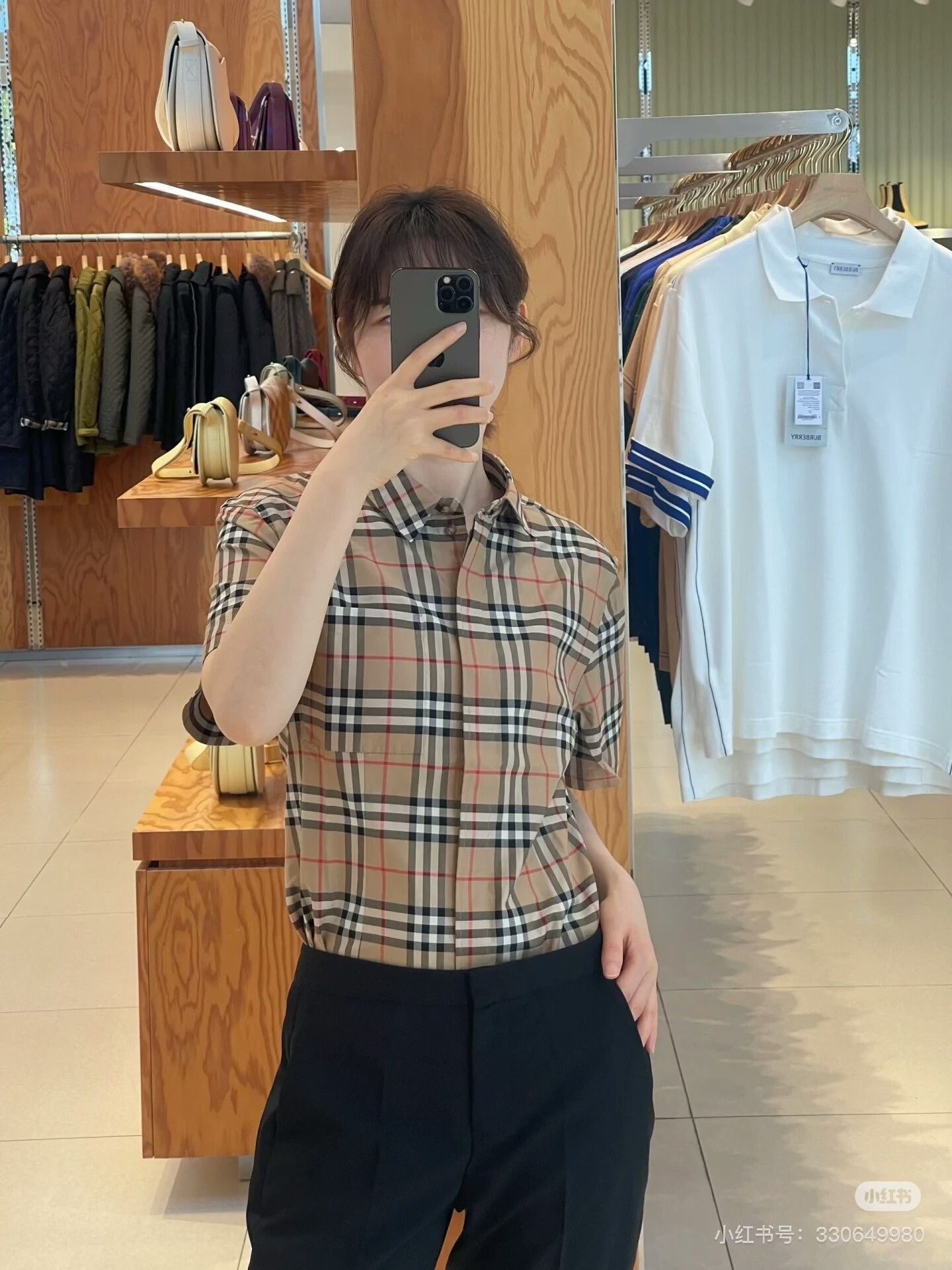 Burberry Burberry Iconic Check Short. Size S / US 4 / IT 40 - 6 Thumbnail