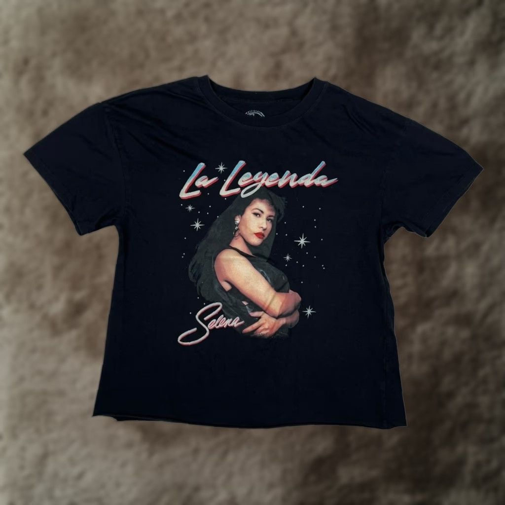 Etro VINTAGE Selena T-Shirt Shortsleeve Crew Neck Cropped Women's L Black Cotton La Leyenda 90s Music Century Size L / US 10 / IT 46 - 1 Thumbnail