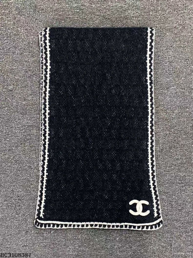 Chanel Cashmere Knit Scarf and Hat Set -2505 Size ONE SIZE - 8 Thumbnail