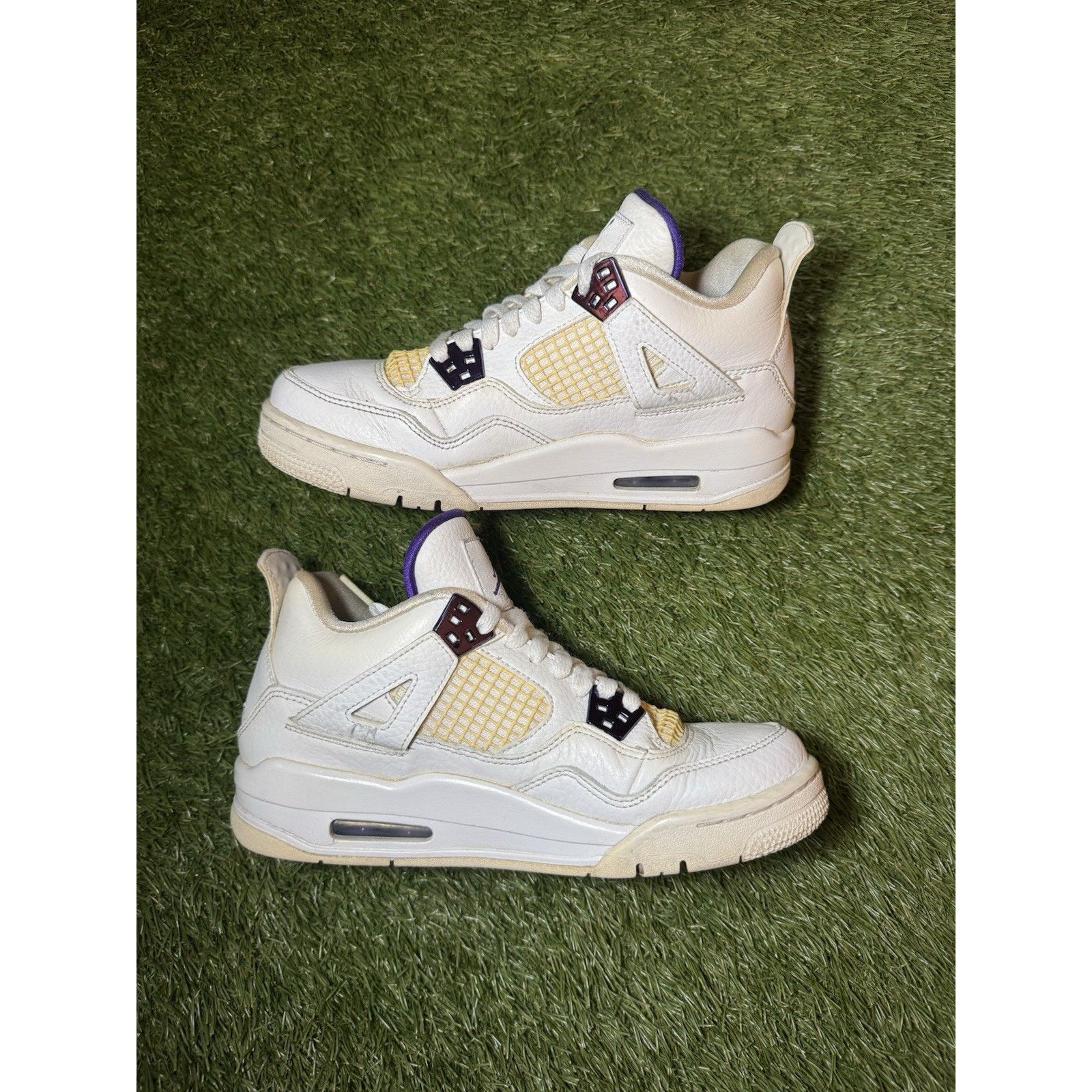 Jordan Brand Air Jordan 4 Retro Purple Metallic 2020 Size 6 Youth / 7.5 W Size US 6 / EU 39 - 2 Thumbnail