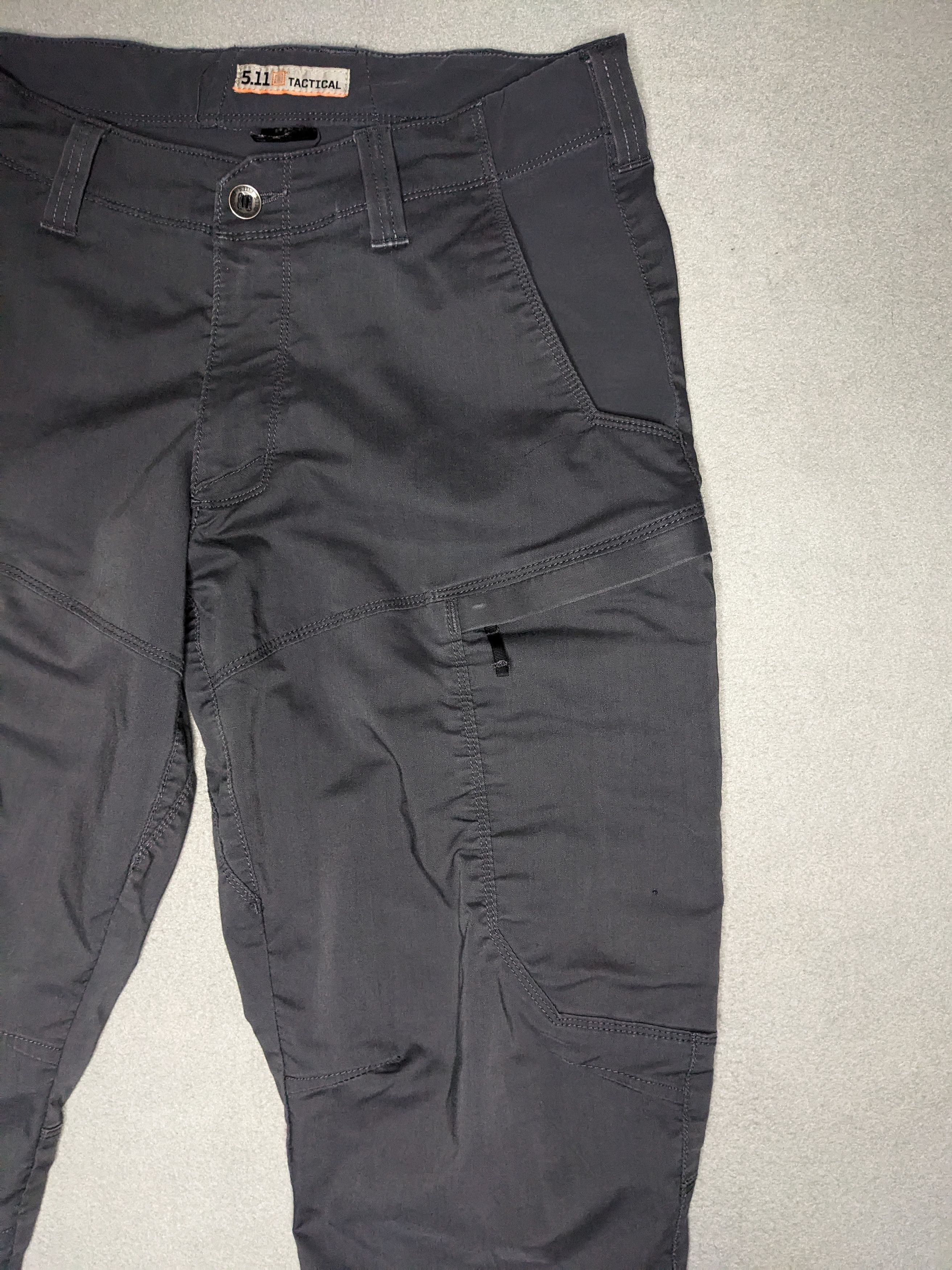5.11 5.11 Tactical Apex Cargo Pants Mens 33x33 Volcanic Utility Size US 33 - 8 Thumbnail