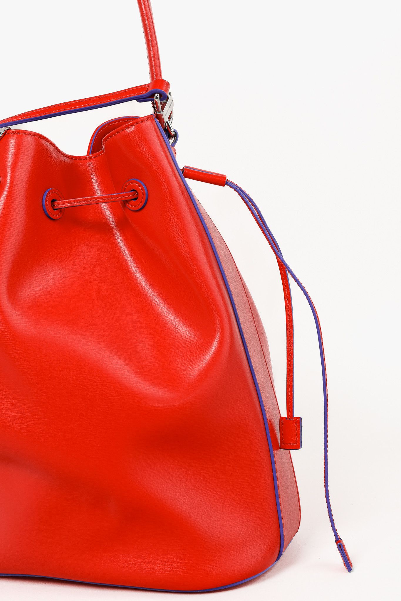 Emporio Armani Emporio Armani SS/15 Boarded Leather Drawstring Bucket Bag Size ONE SIZE - 9 Thumbnail