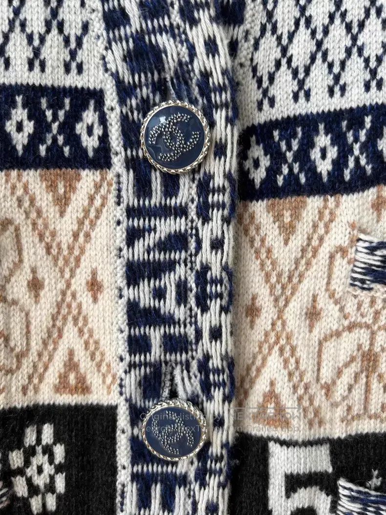 Chanel Chanel 20b No. 5 Snowflake Cashmere Long Knitted Cardigan Size XS / US 0-2 / IT 36-38 - 4 Thumbnail