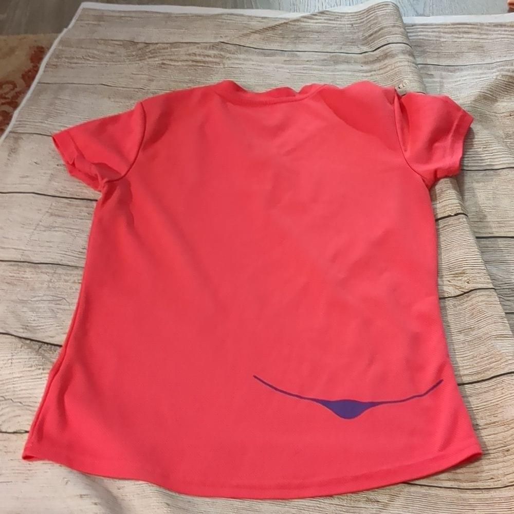 Hoka Hoka one one pink tee size small Size S / US 4 / IT 40 - 4 Thumbnail