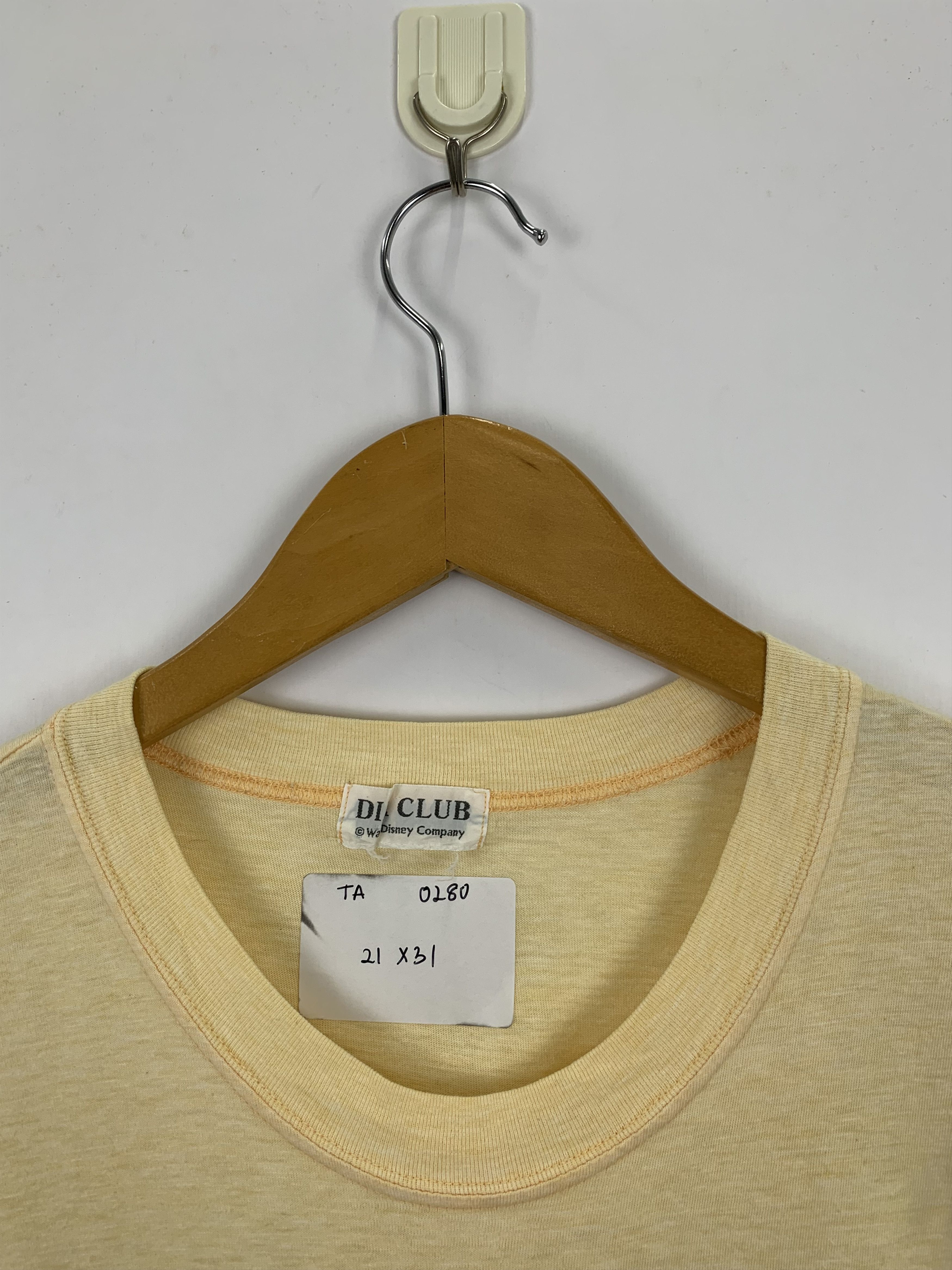 Disney Vintage 90s Walt Disney Pooh Friends T Shirt TA0280 Size US L / EU 52-54 / 3 - 8 Thumbnail