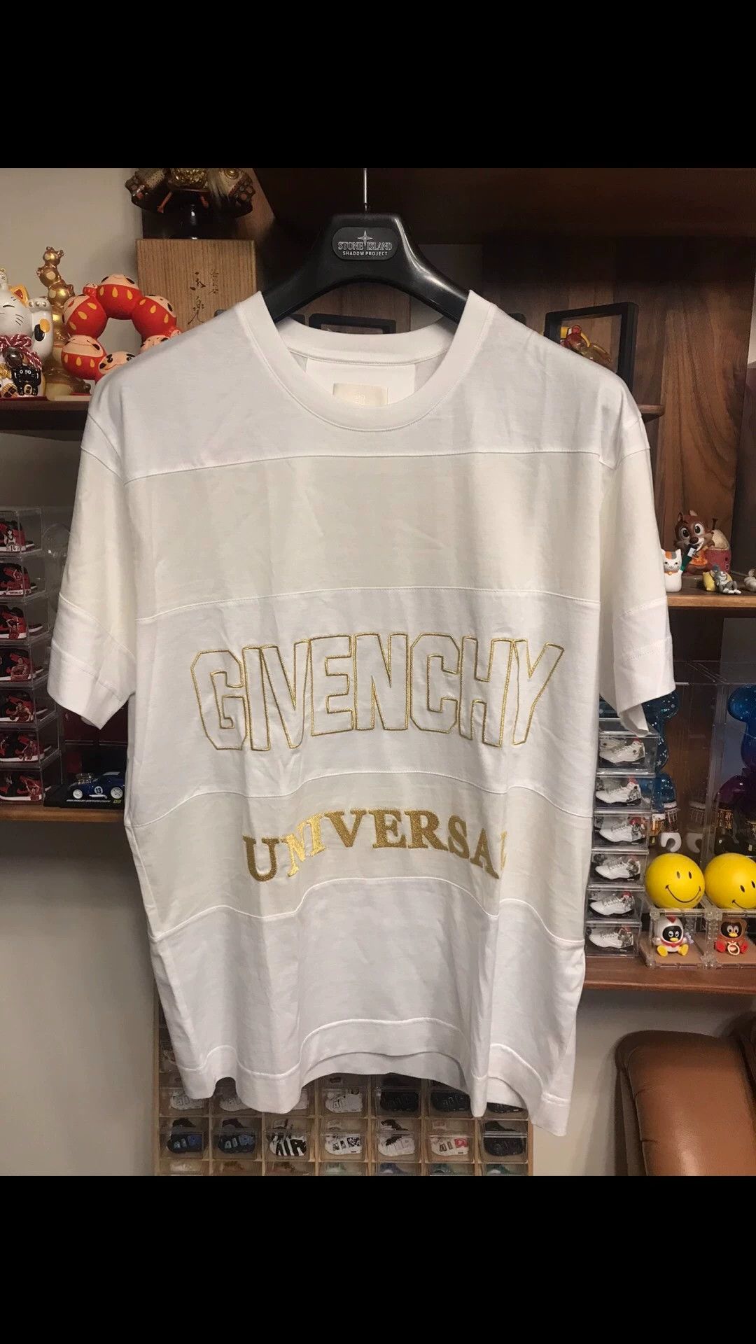 Givenchy Givenchy colorblock gold-embroidered short-sleeve tee L Size US L / EU 52-54 / 3 - 1 Thumbnail