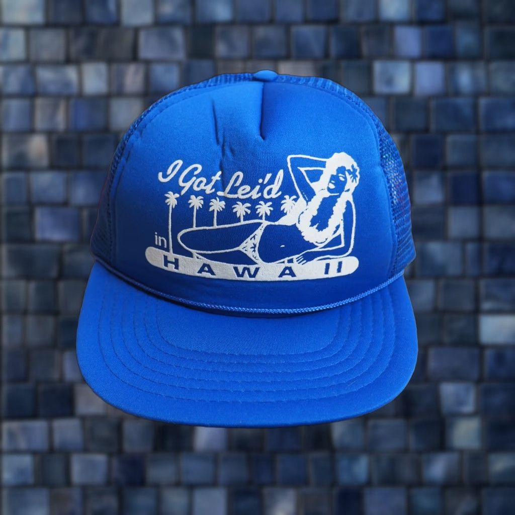 Vintage VTG 80s 90s Hawaiian Headwear Lei'd Blue Surf Joke Beach Trucker Snapback Hat Size ONE SIZE - 1 Thumbnail