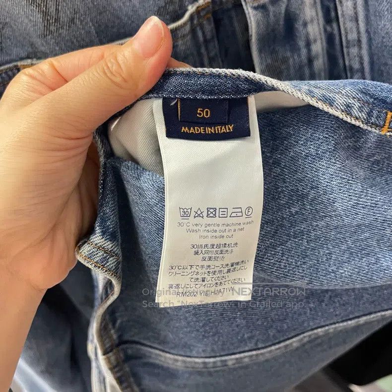 Louis Vuitton Louis Vuitton Gradient logo printed denim shirt Size US M / EU 48-50 / 2 - 4 Thumbnail