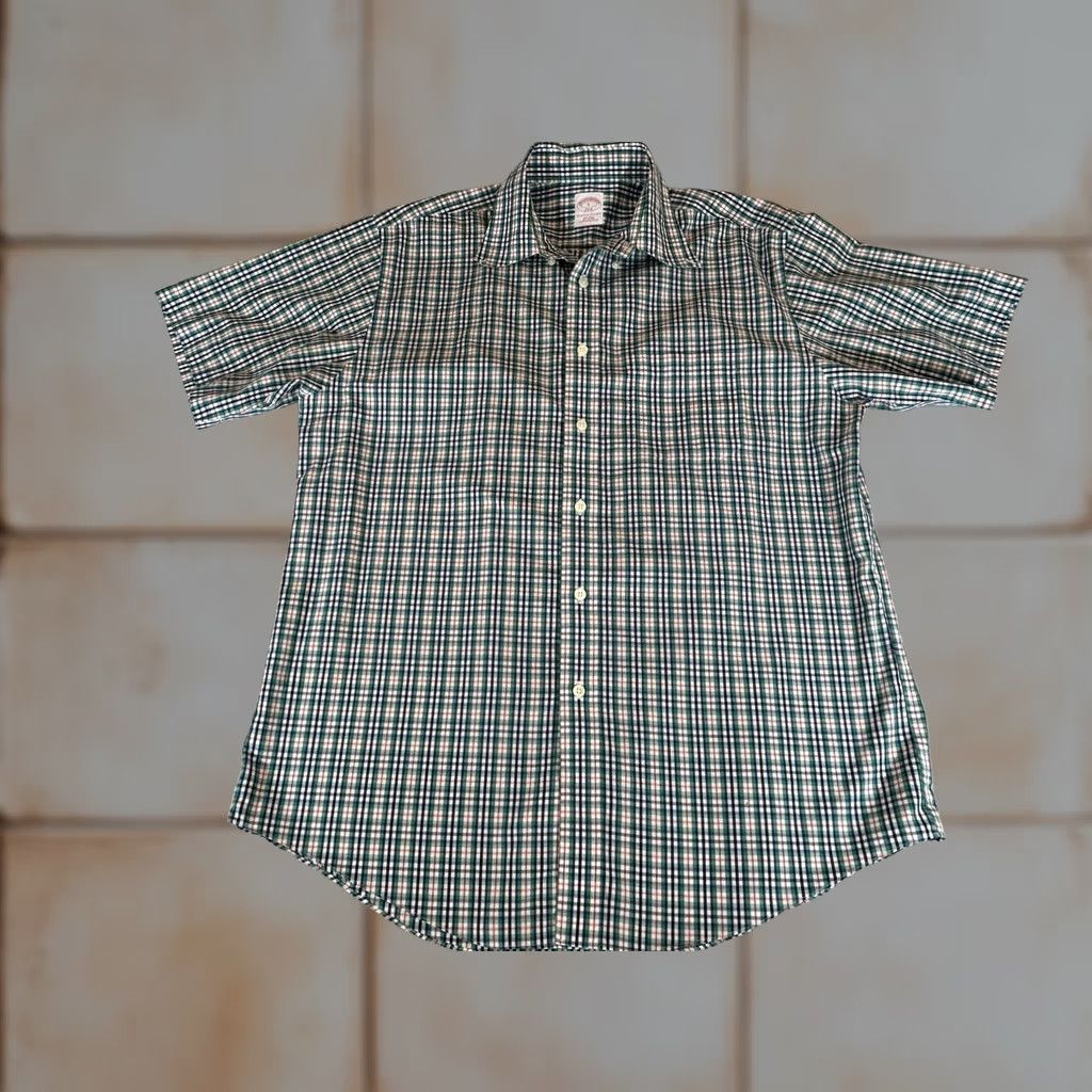 Brooks Brothers Brooks Brothers Shirt Mens Large Green Plaid Short Sleeve Button 346 Cotton Camp Size US L / EU 52-54 / 3 - 1 Thumbnail
