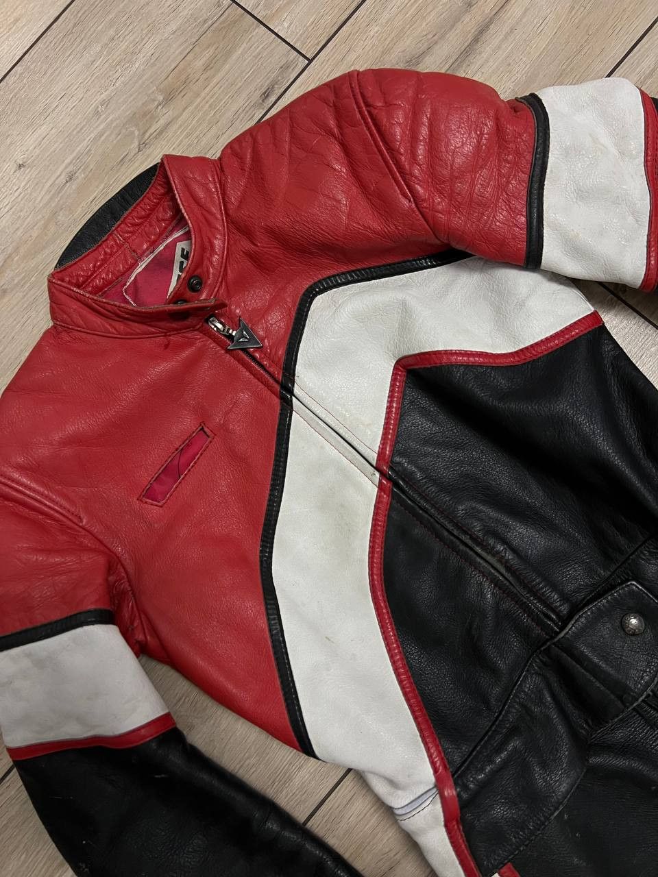 Dainese Dainese Vintage 2 piece Leather Suit Motorcycle EUR 44 Size US S / EU 44-46 / 1 - 6 Thumbnail