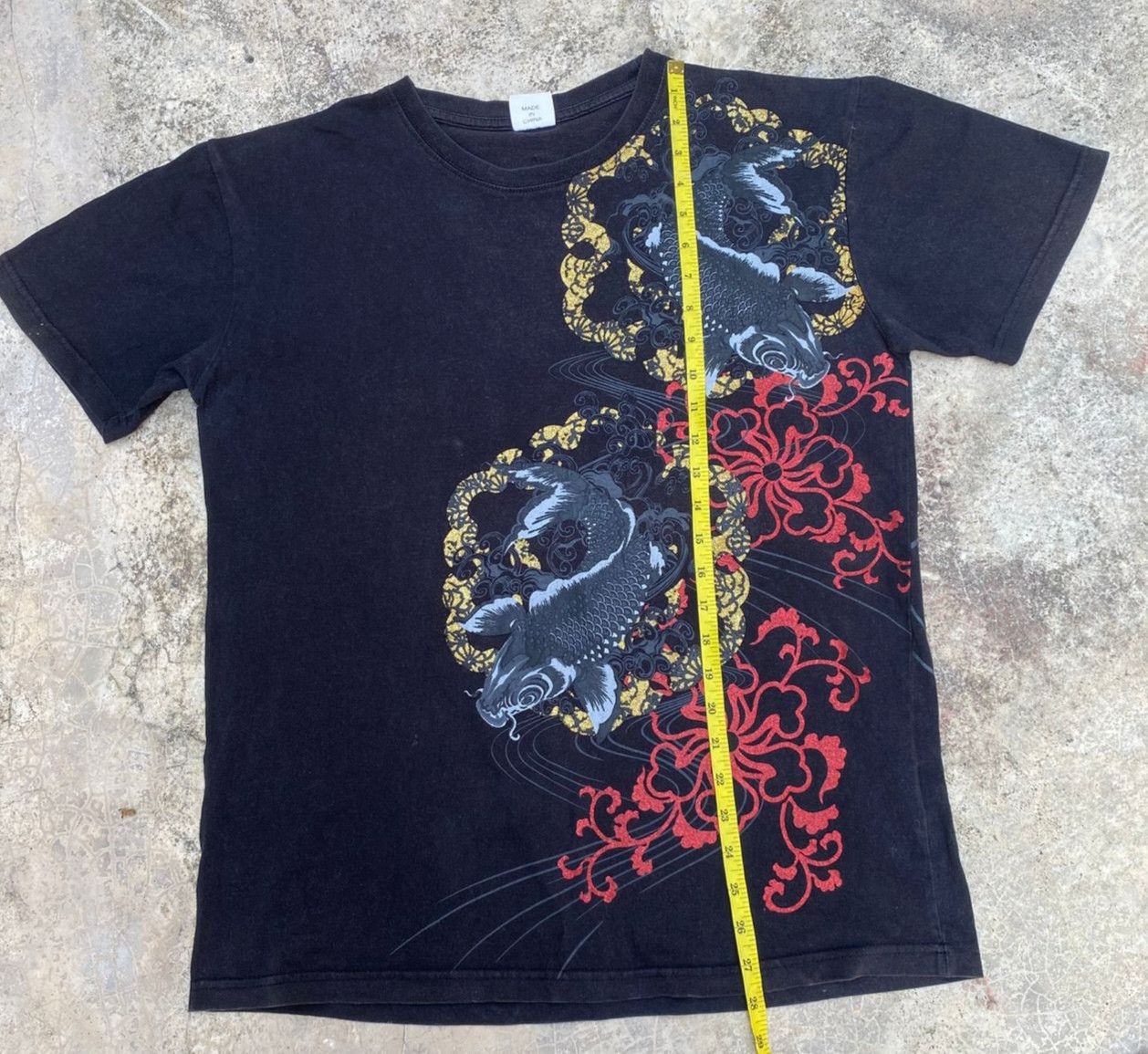 Japanese Brand Vintage Fish Koi Japanese Brand Tshirt Size US L / EU 52-54 / 3 - 10 Thumbnail
