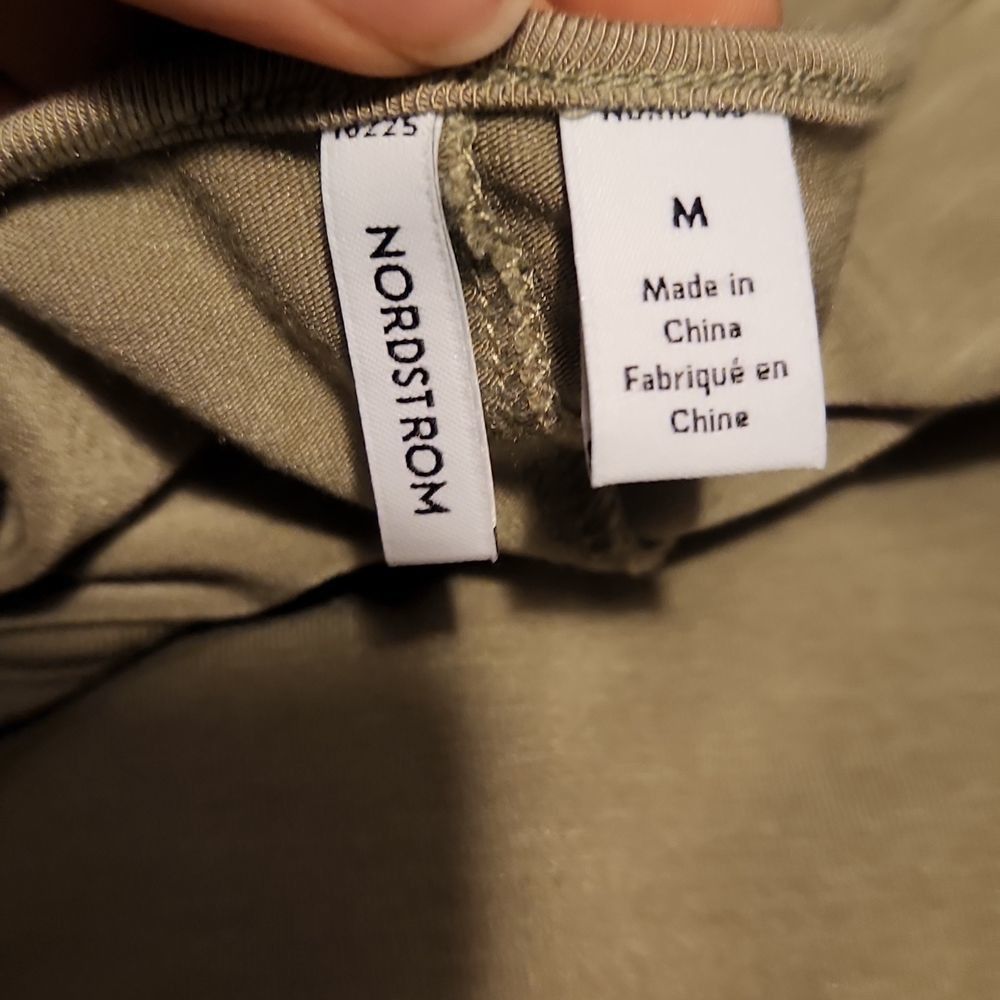 Nordstrom Nordstrom Ladies Size Medium Olive Green Buttery Soft V-Neck Shirt Dress Size M / US 6-8 / IT 42-44 - 5 Thumbnail