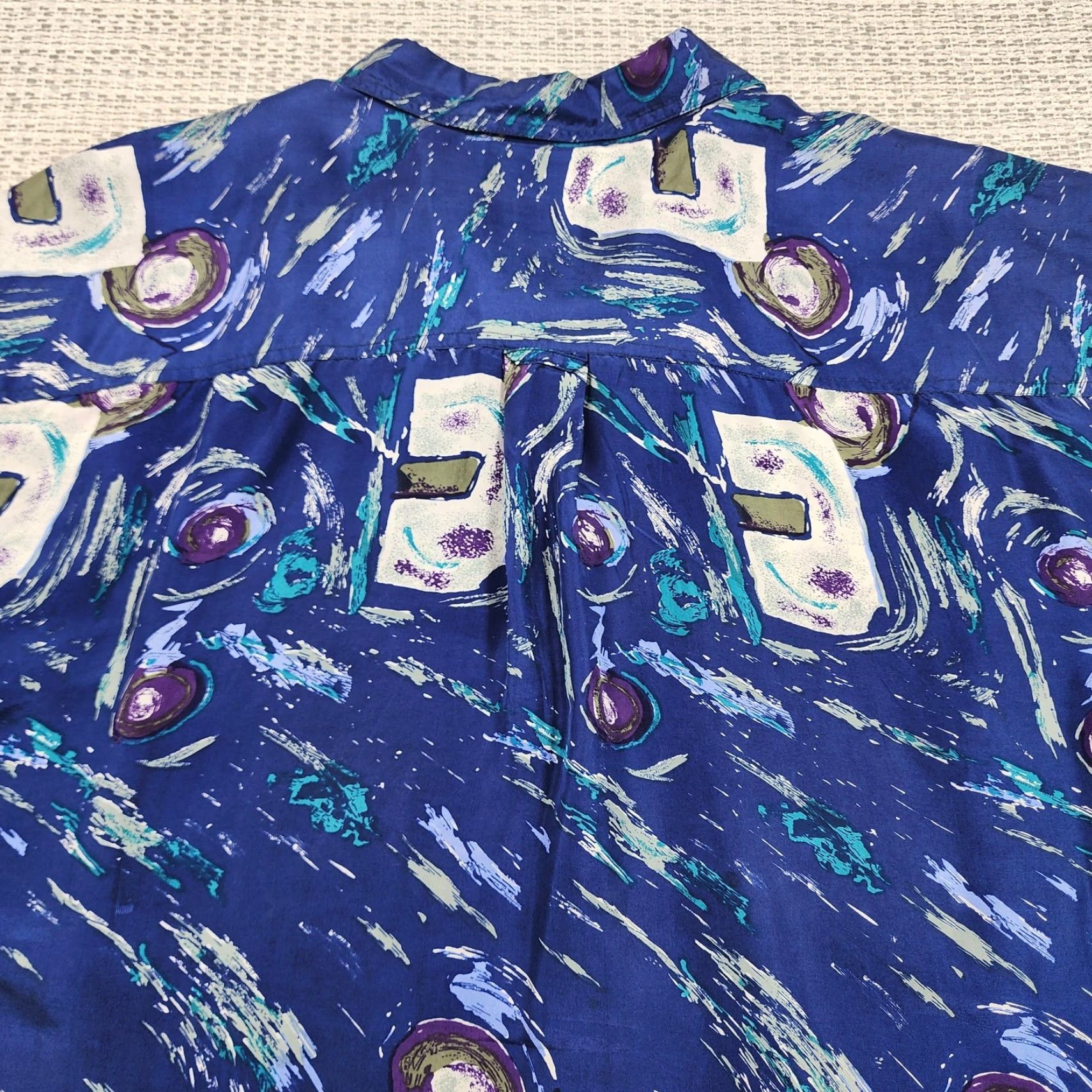 Merona VINTAGE Verona Original Shirt Mens XL Blue 100% Silk Short Sleeve Button Up Abstract Graphic Print 90s Beach California Hawaiian Size US XL / EU 56 / 4 - 7 Thumbnail