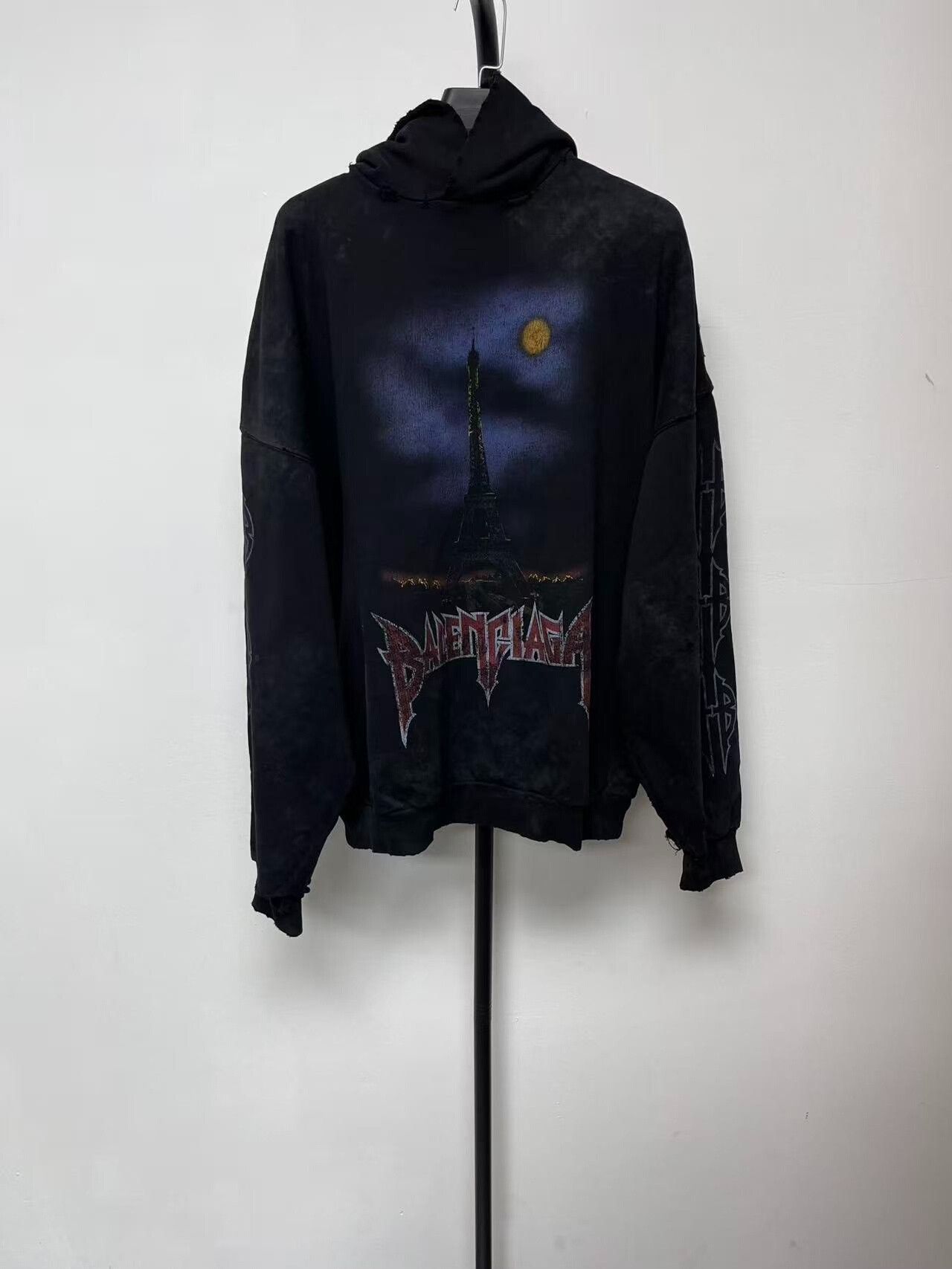 Balenciaga balenciaga black oversized hooded sweatshirt Size US M / EU 48-50 / 2 - 1 Thumbnail