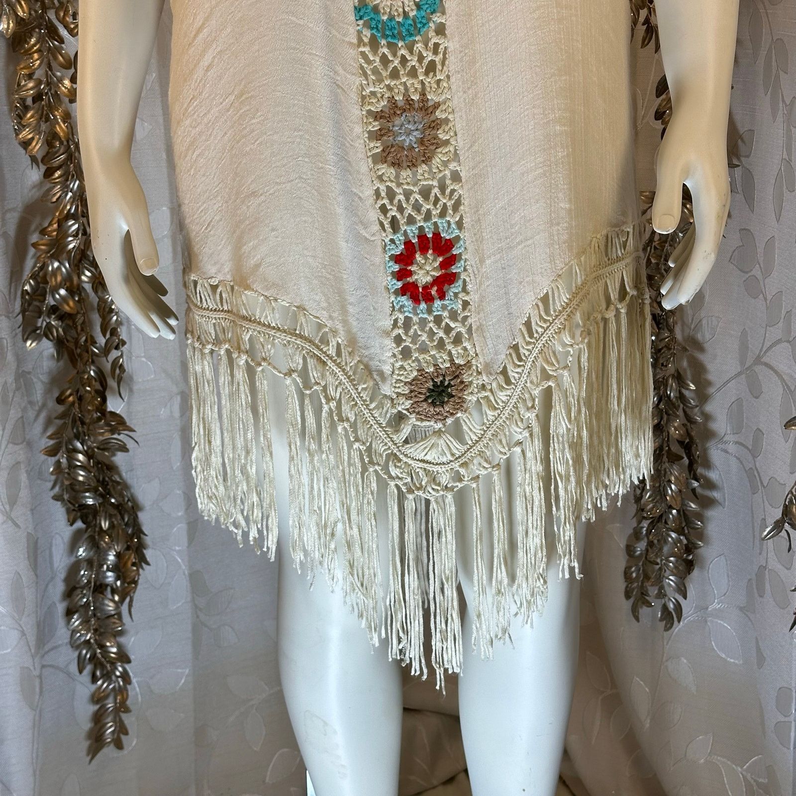 Other Negs Women’s Crochet Fringe Tunic Cover Up Cream Medium Larg Size ONE SIZE - 5 Thumbnail