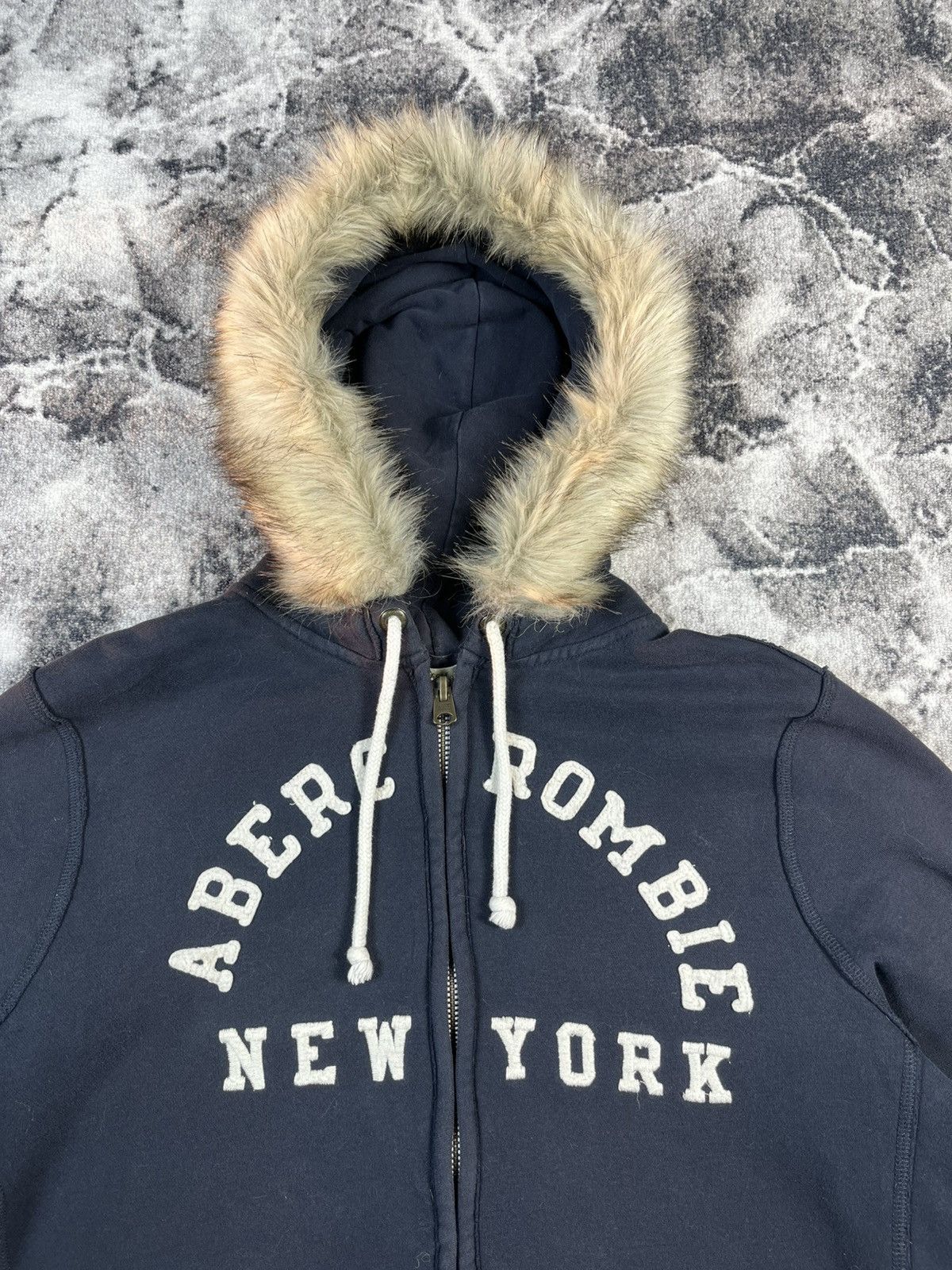 Abercrombie & Fitch Abercrombie & Fitch Fur Hood Zip Hoodie Navy XXL Size US XXL / EU 58 / 5 - 4 Thumbnail