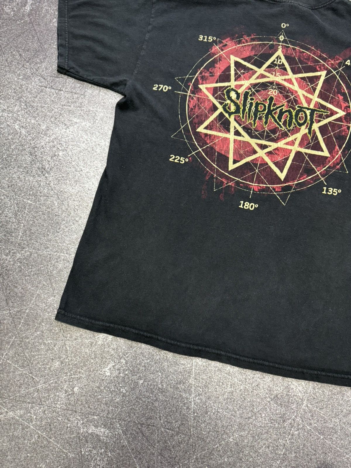 Band Tees Vintage y2k Slipknot 2010 T-Shirt rock band tee siz L y2k Size US L / EU 52-54 / 3 - 14 Thumbnail