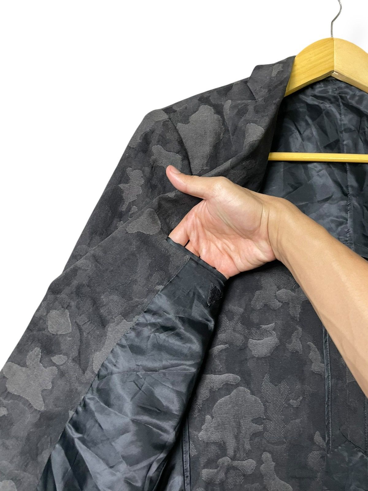 Japanese Brand × Vintage Surpresa x Japanese Brand Camouflage Blazer (31) Size US S / EU 44-46 / 1 - 7 Thumbnail