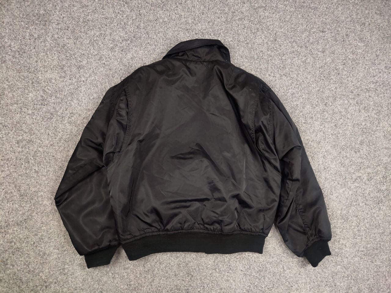 Japanese Brand Vintage 90's USAF Flyers Man Baggy Bomber Black Nylon Jacket Size US S / EU 44-46 / 1 - 13 Thumbnail