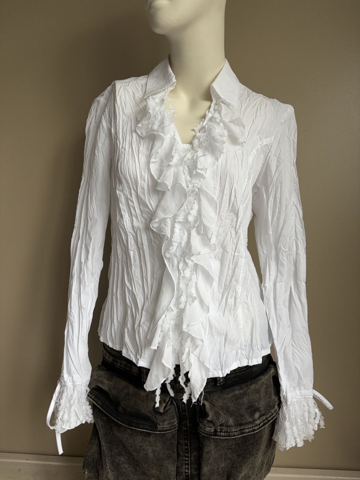 Japanese Brand × Vintage Vintage ruffles blouse shirt Size M / US 6-8 / IT 42-44 - 1 Thumbnail